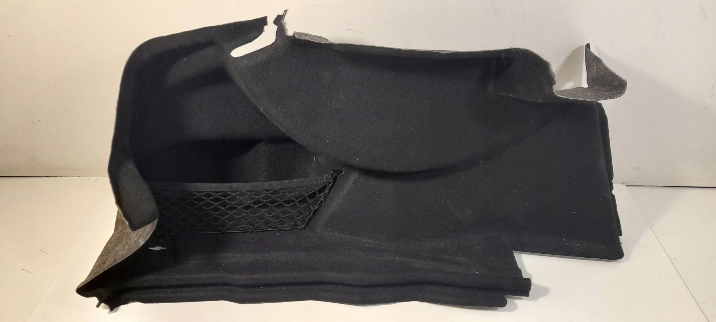 Mercedes-Benz CLE C236 mats boot left A23669047009F08 (T288)