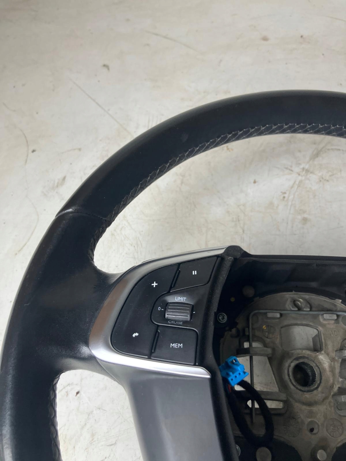 lenkrad MULTIFUNKCJA CITROEN C4 II B7 LIFT CHROM Leder