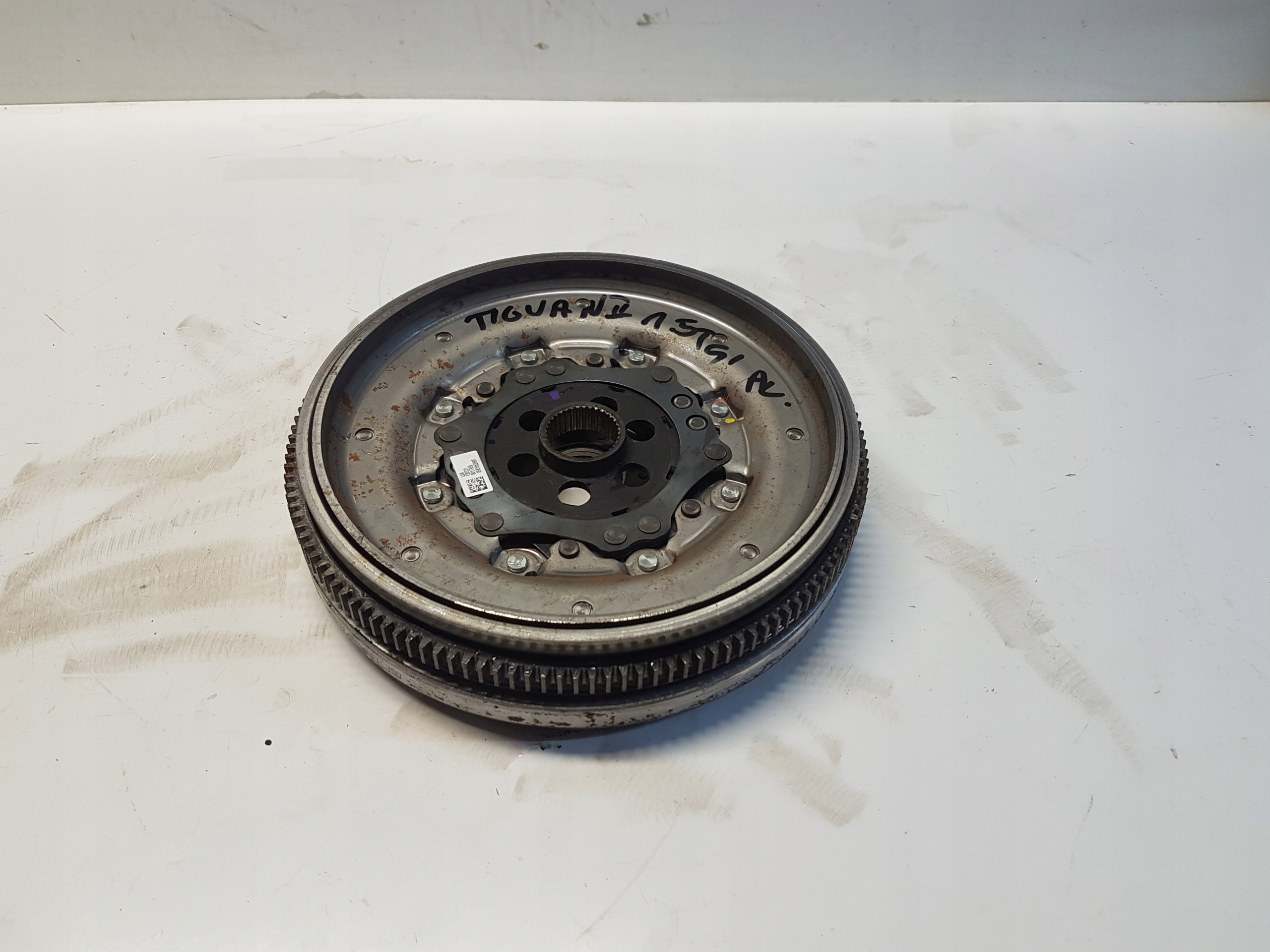 VW TIGUAN ALLSPACE 1.5 tsi wheel flywheel clutch