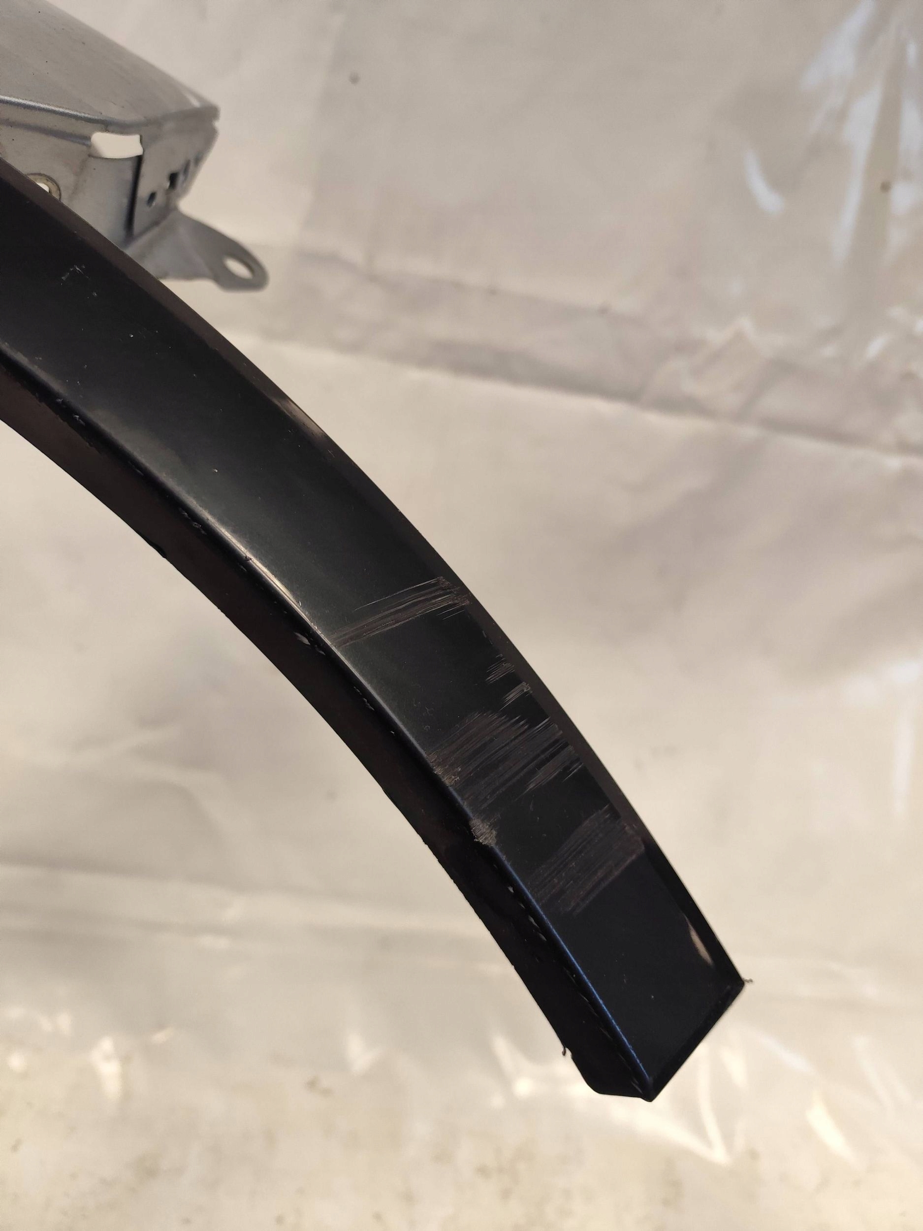 AUDI Q3 II 83A fender front right complete DEMONTAZ