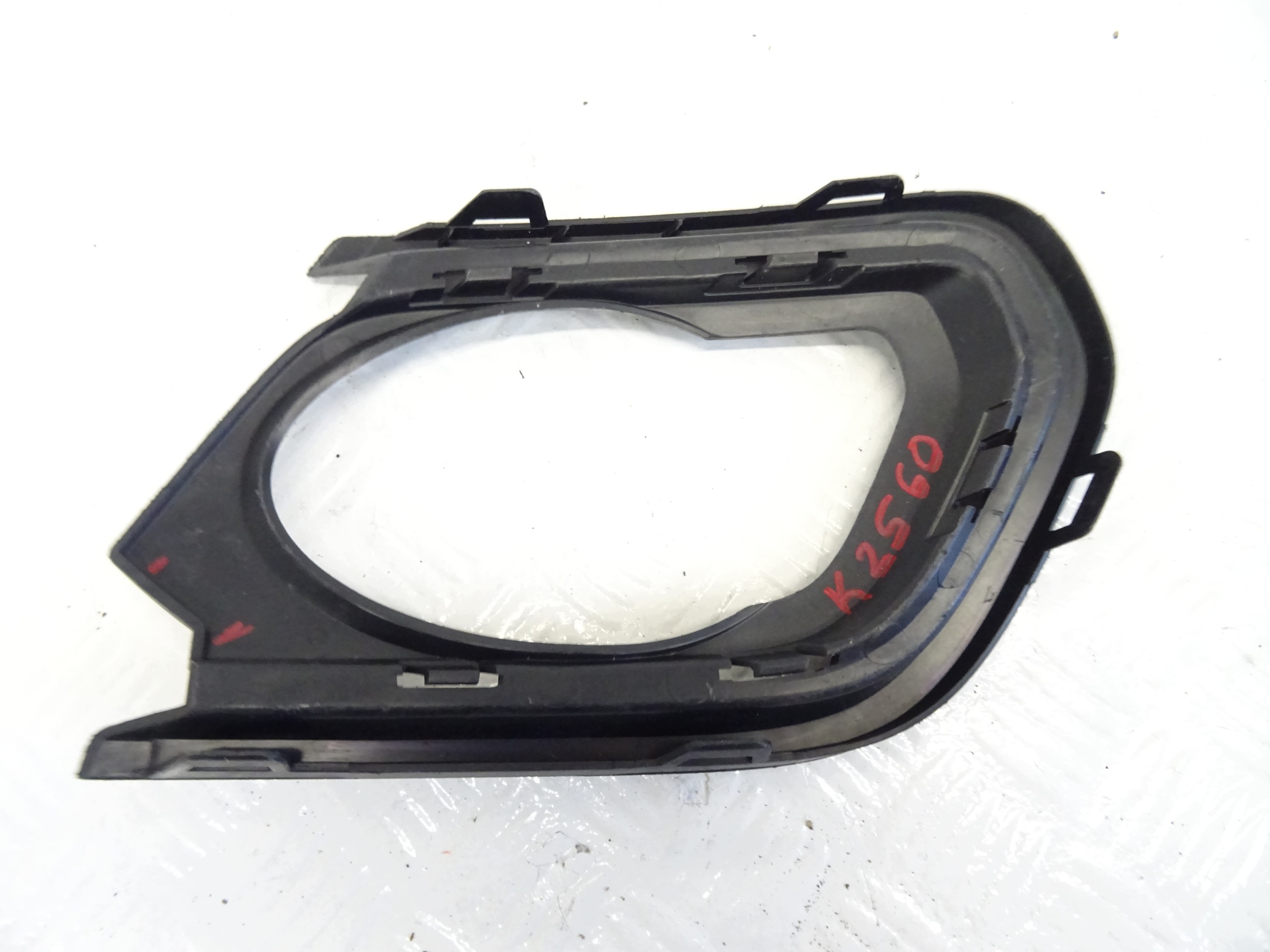 grid of a bumper left front DACIA SANDERO II STEPWAY 261A36451R