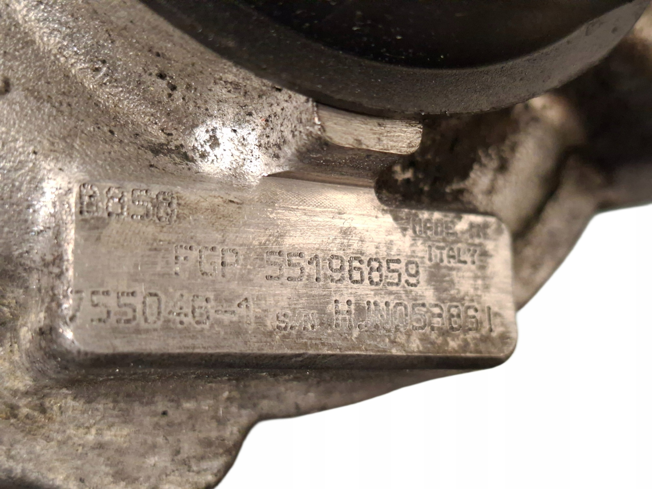 turbo OPEL ZAFIRA B 1.9 CDTI 55196859
