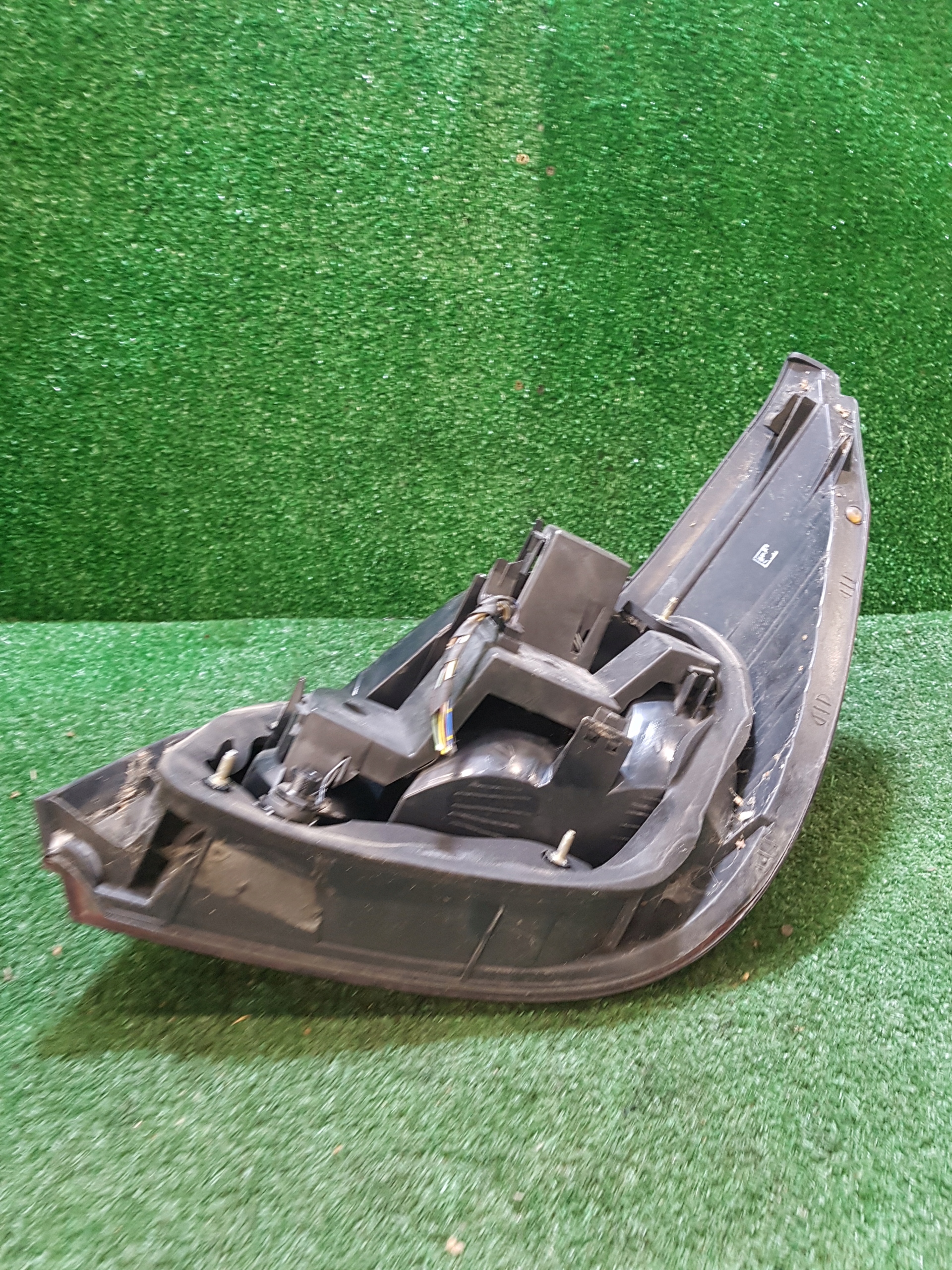 light left rear BMW E60