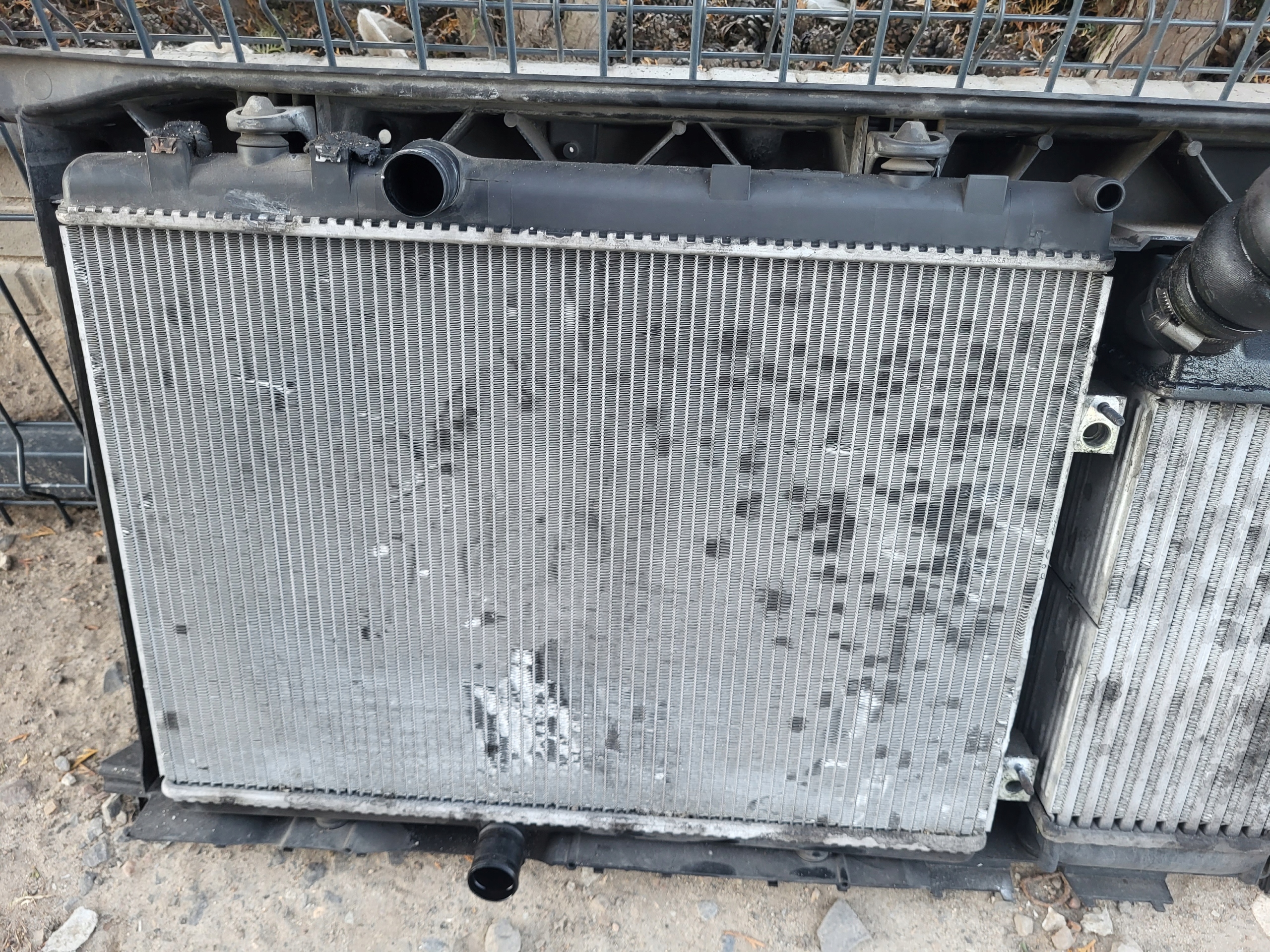 support panel for radiators radiator fan CITROEN C4 PICASSO and 1.6 HDI complete