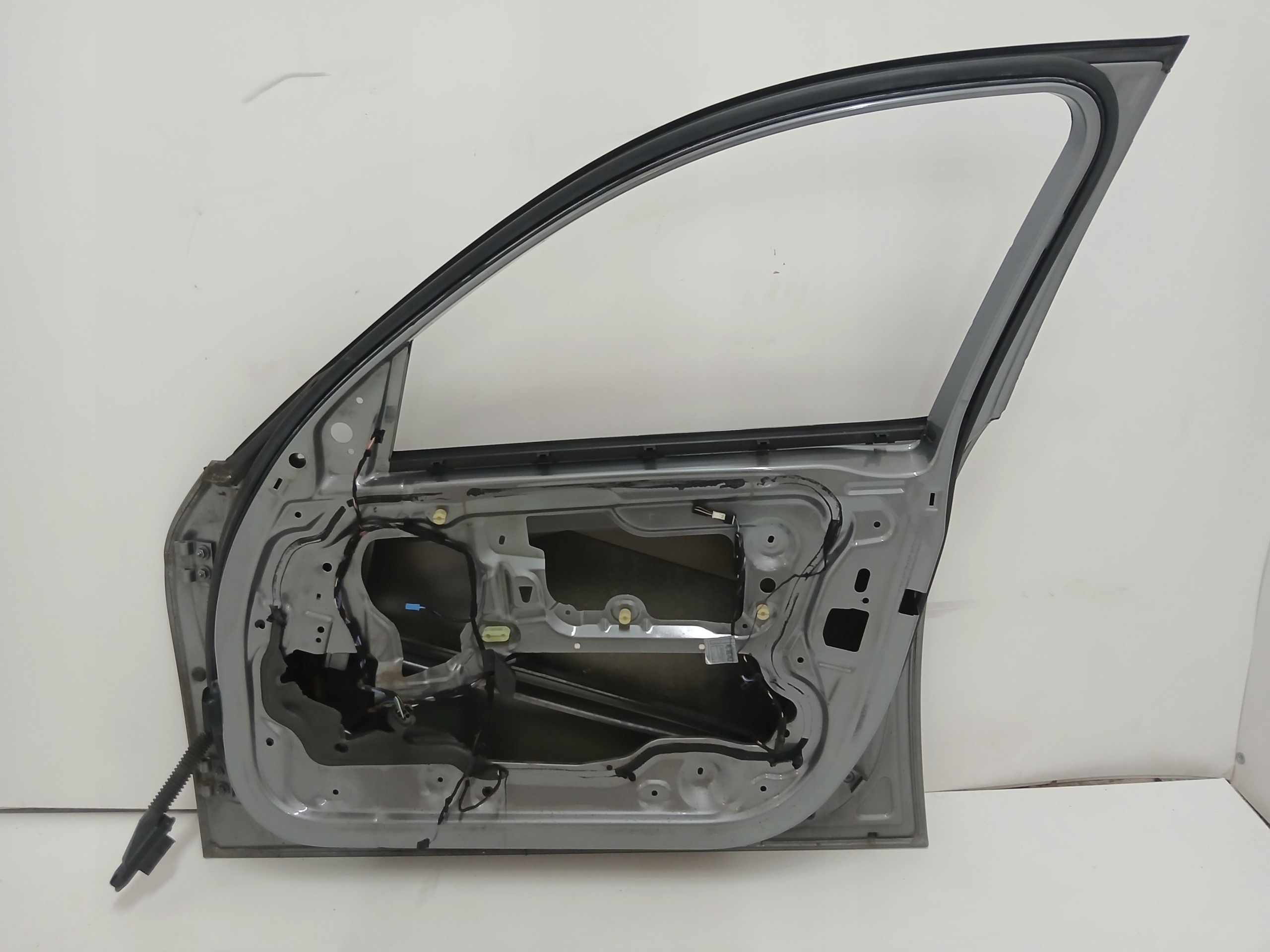 door right front BMW E90 E91 SPACEGRAU