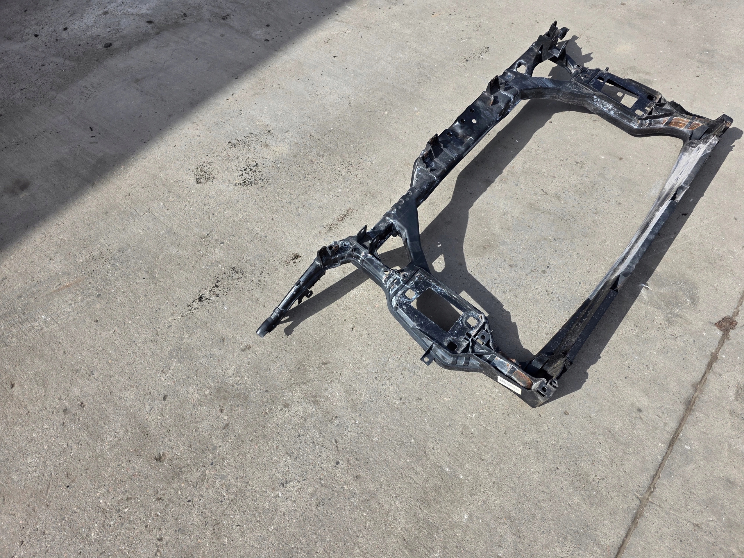 support panel for radiators pillar iron AUDI A4 B8 A5 8T LIFT 8K0805594M