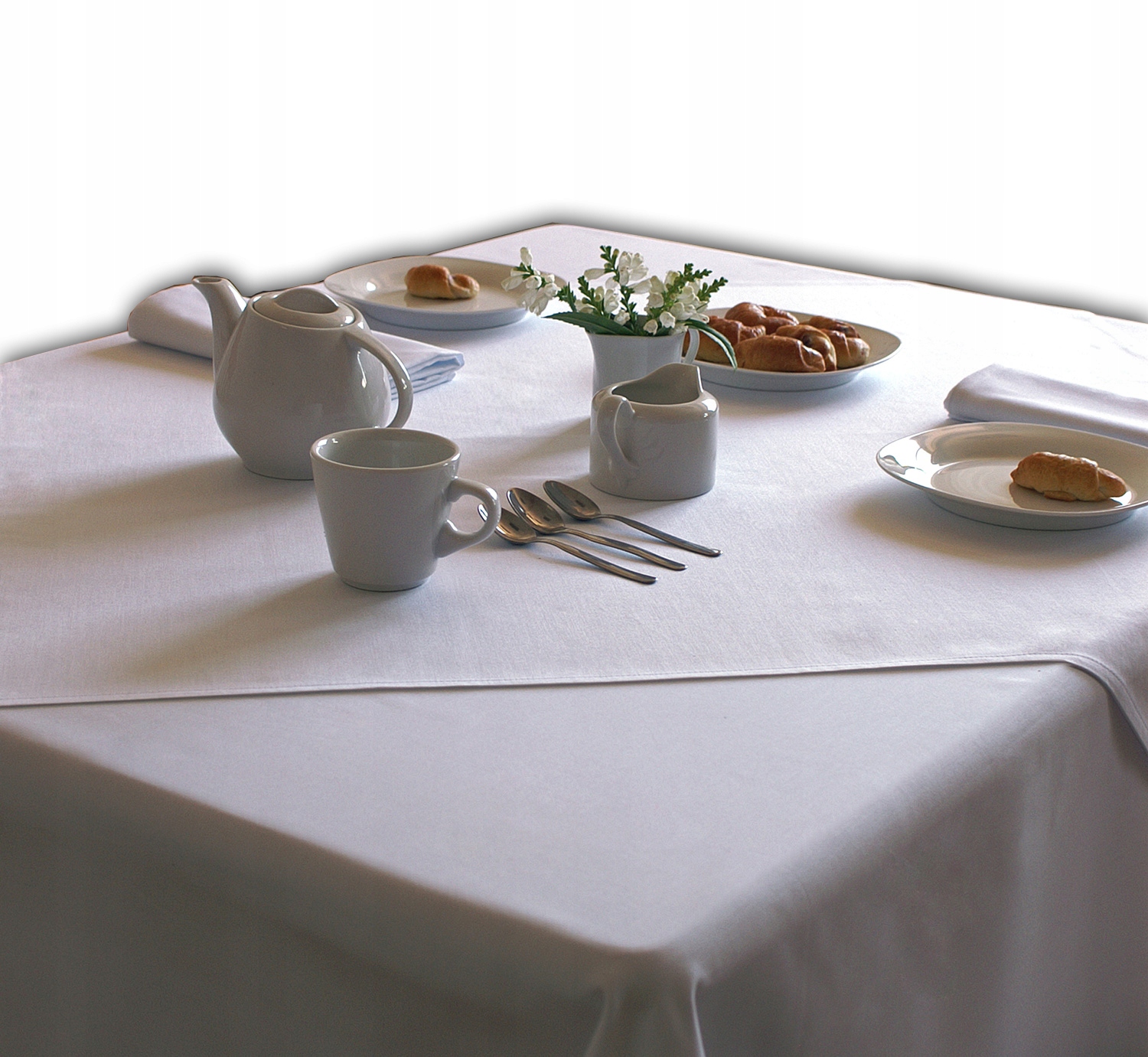 

Obrus Policotton 100X100 Biały Adamaszek Hotelowy