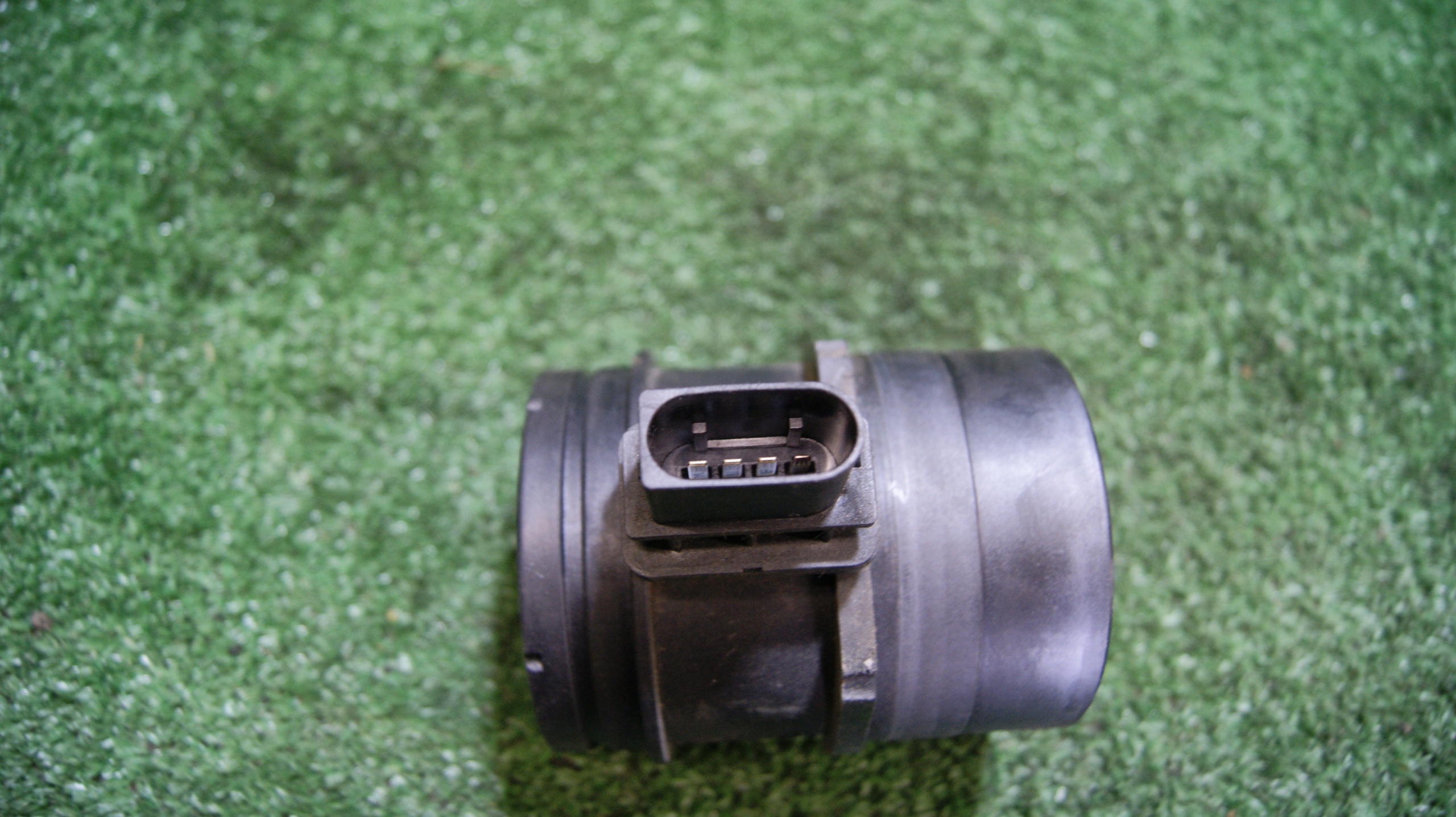 flow meter air BMW E88 0281006146 8509724