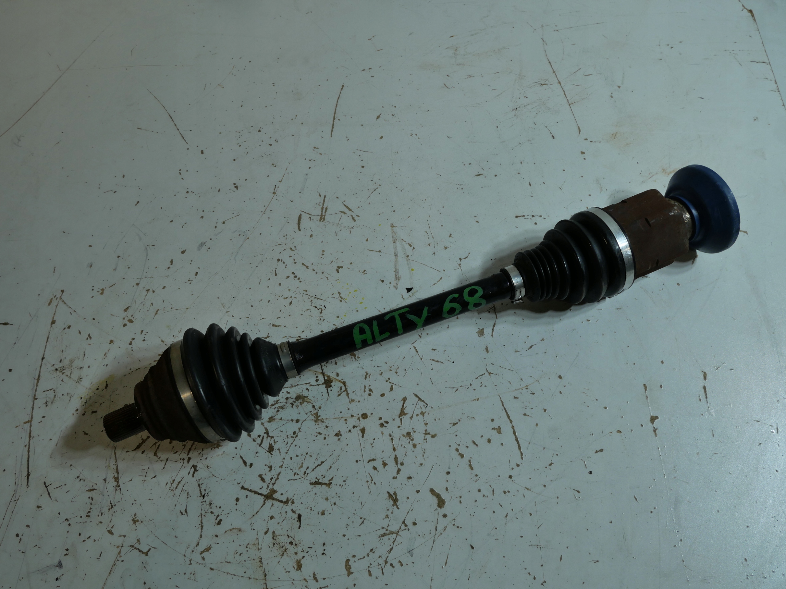 semi-axis front VW TIGUAN 5N0407763