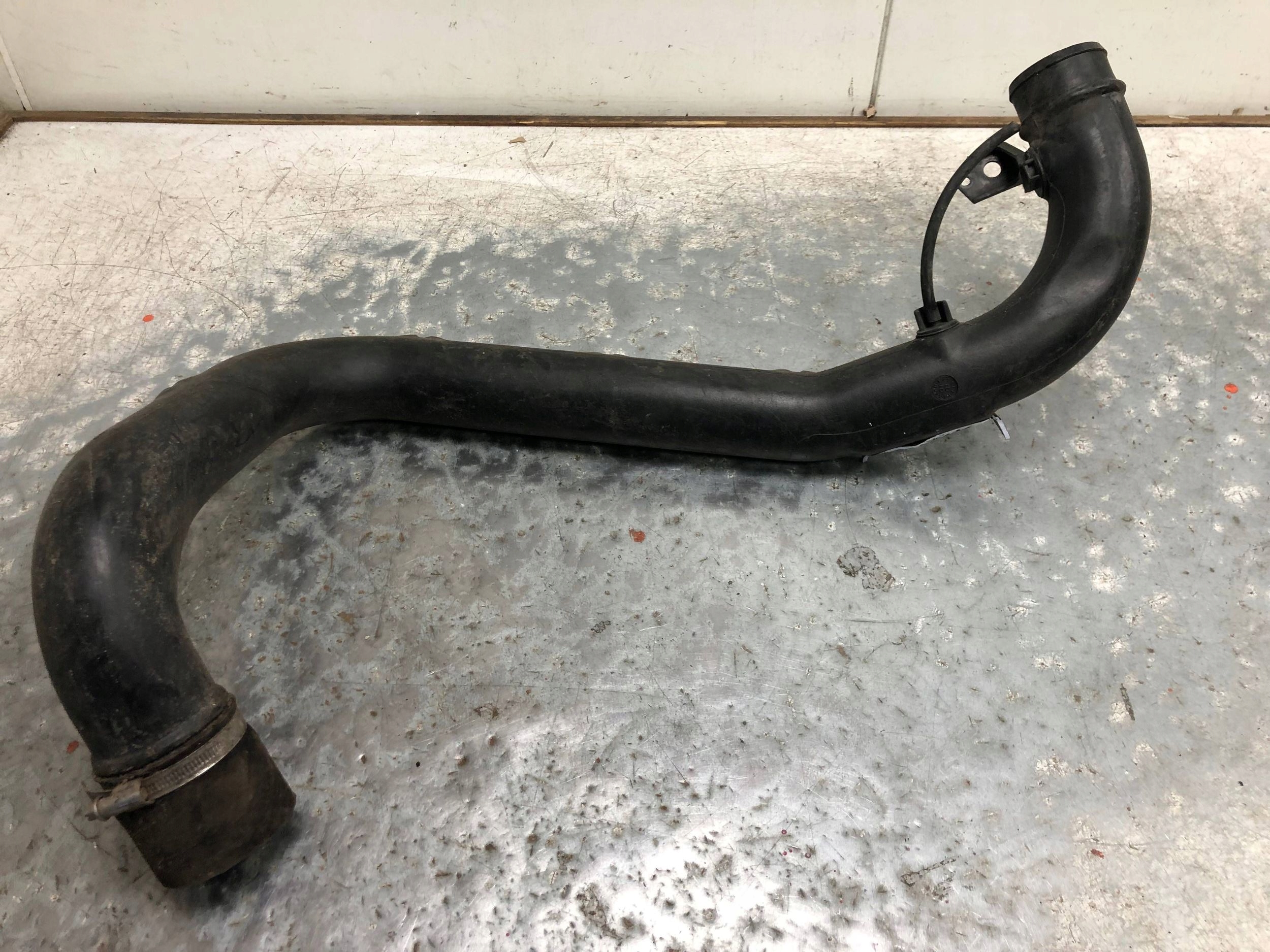 cijev prijenos interkulera MERCEDES W901 9015280308