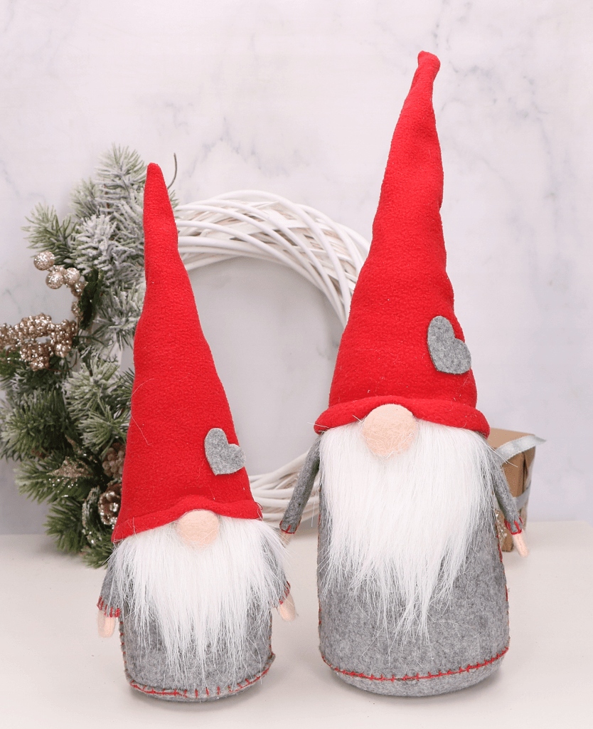 Szara makoszka czerwona czapka 40 cm Marka Emized