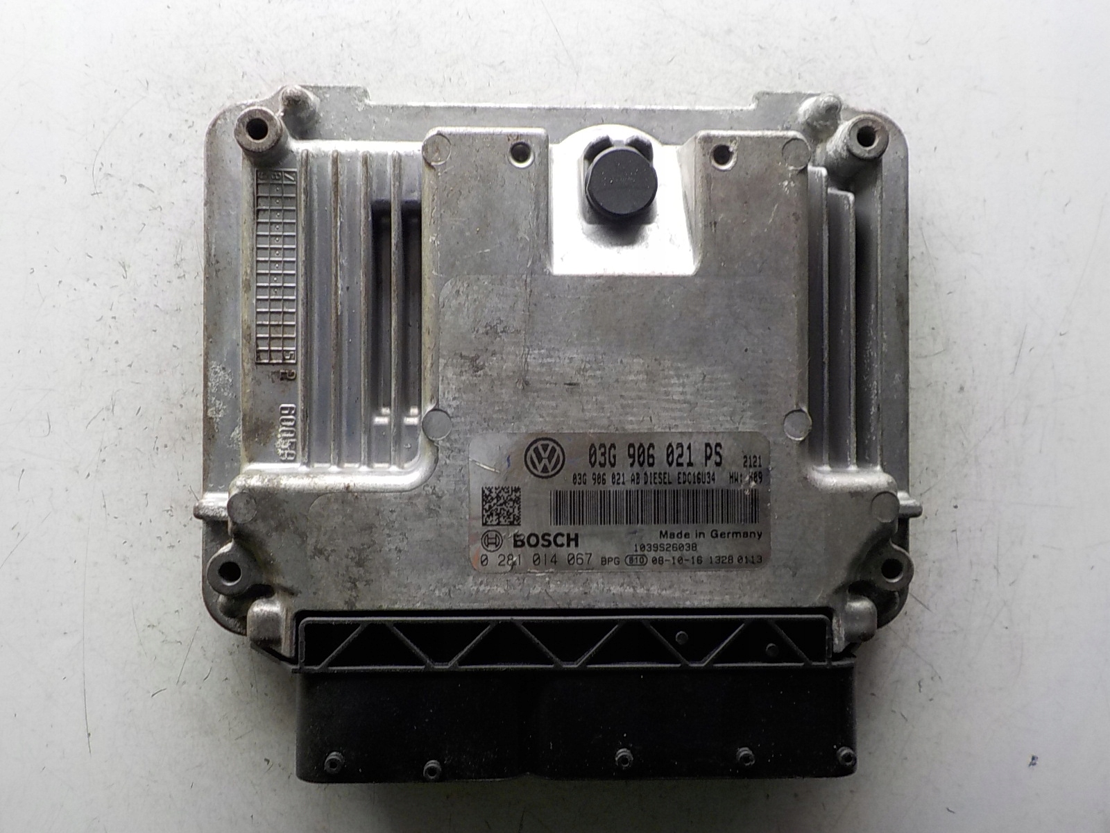 VW computer control unit 03G906021PS 0281014067