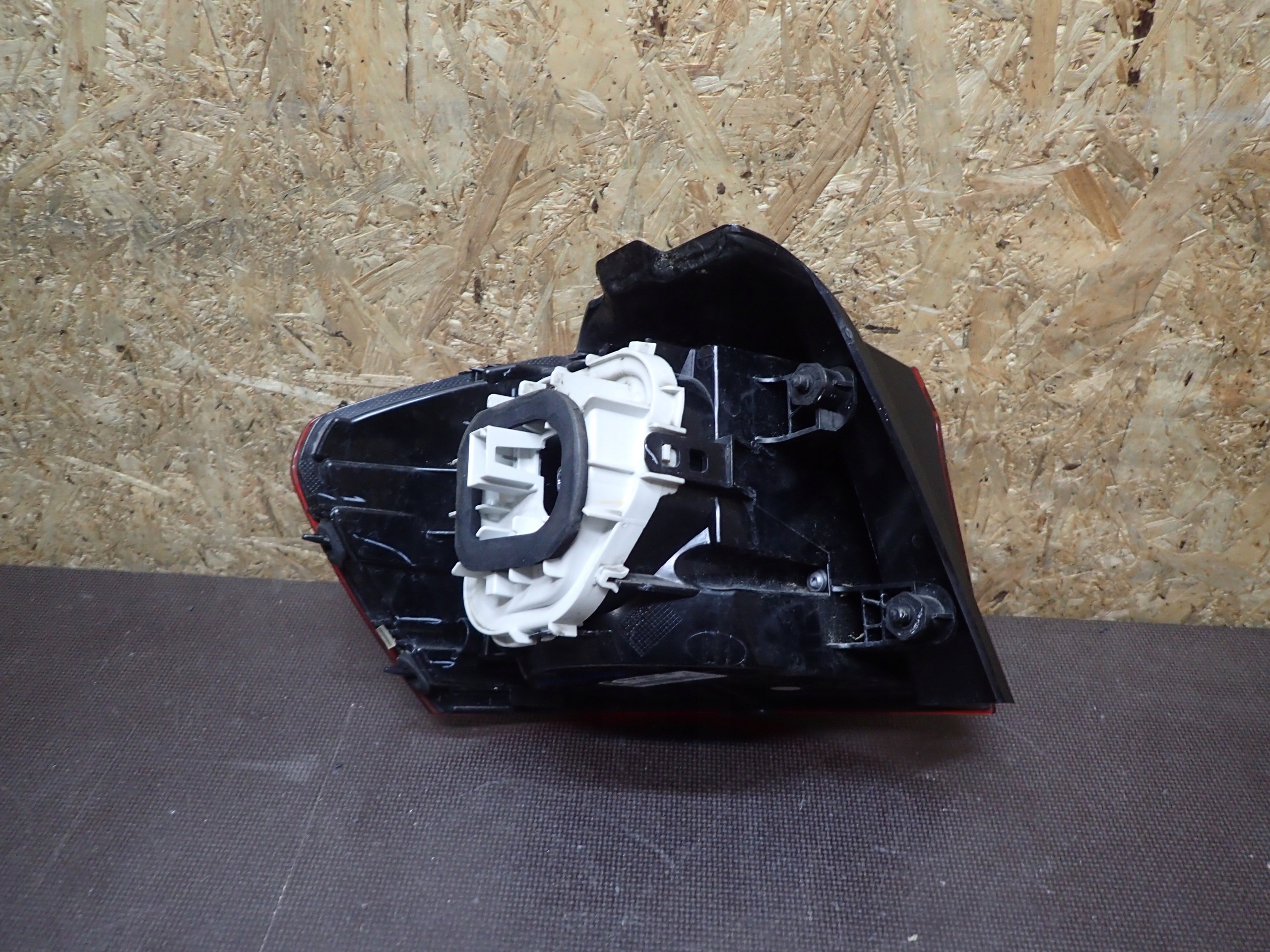 LIGHT REAR PART RIGHT VW SPORTSVAN 510945096R