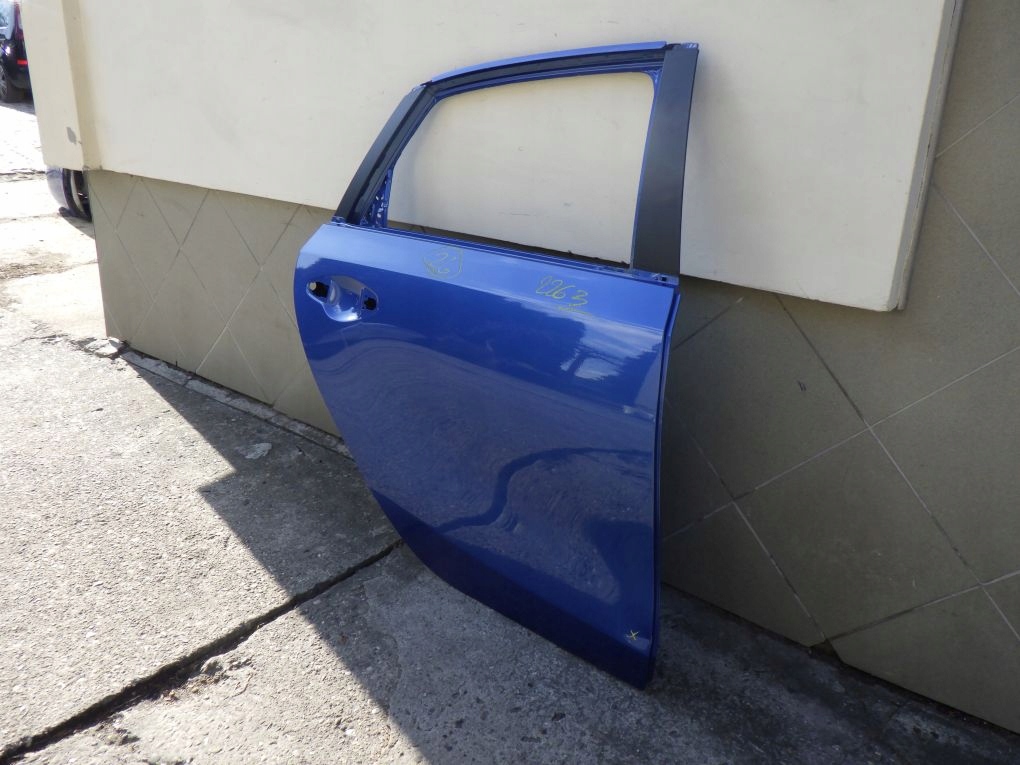KIA CEED III 3 HB 17- door right rear.