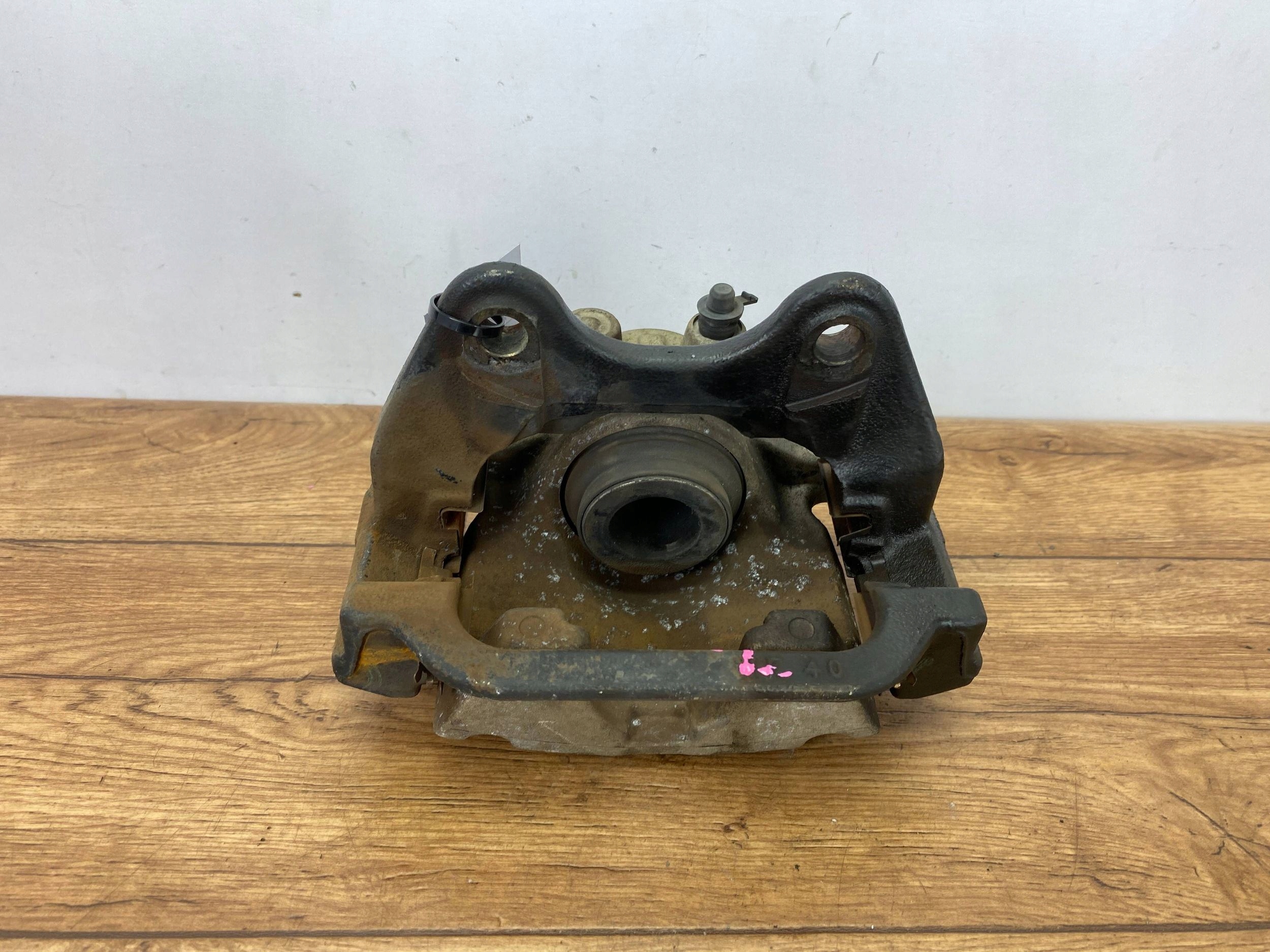 caliper brake rear right Cadillac Escalade IV 2015+