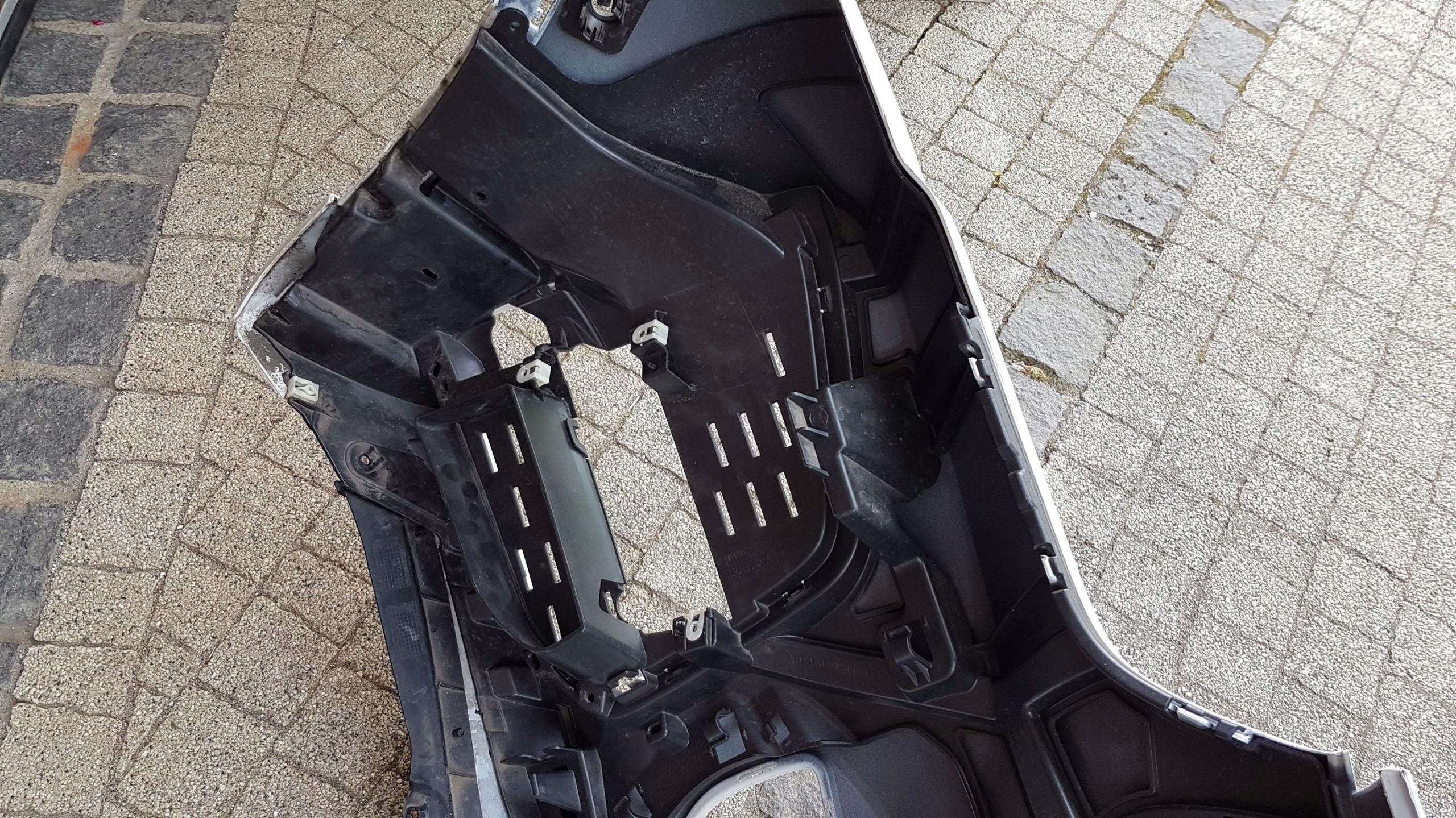 front bumper BMW X1 F48 LCI m-packet ALPINWEISS