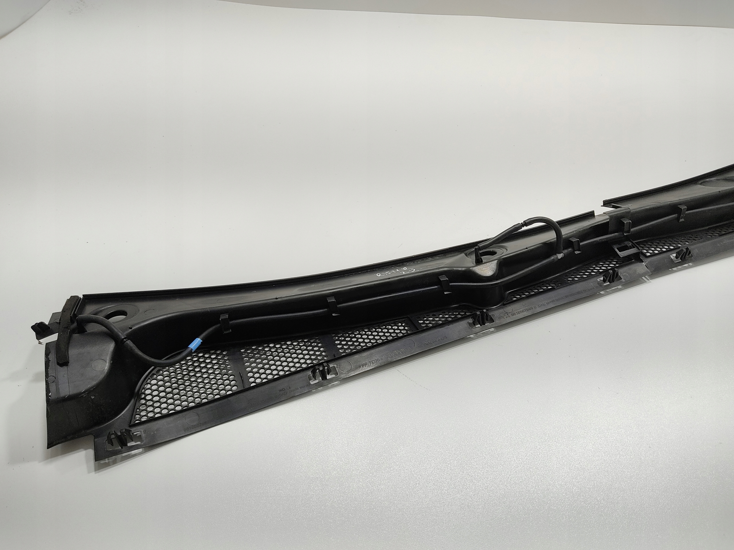 PODSZYBIE LEWE PRAWE KOMPLET PARTNER BERLINGO IV 9816567780 9816567880 19- Typ samochodu Samochody dostawcze Samochody osobowe