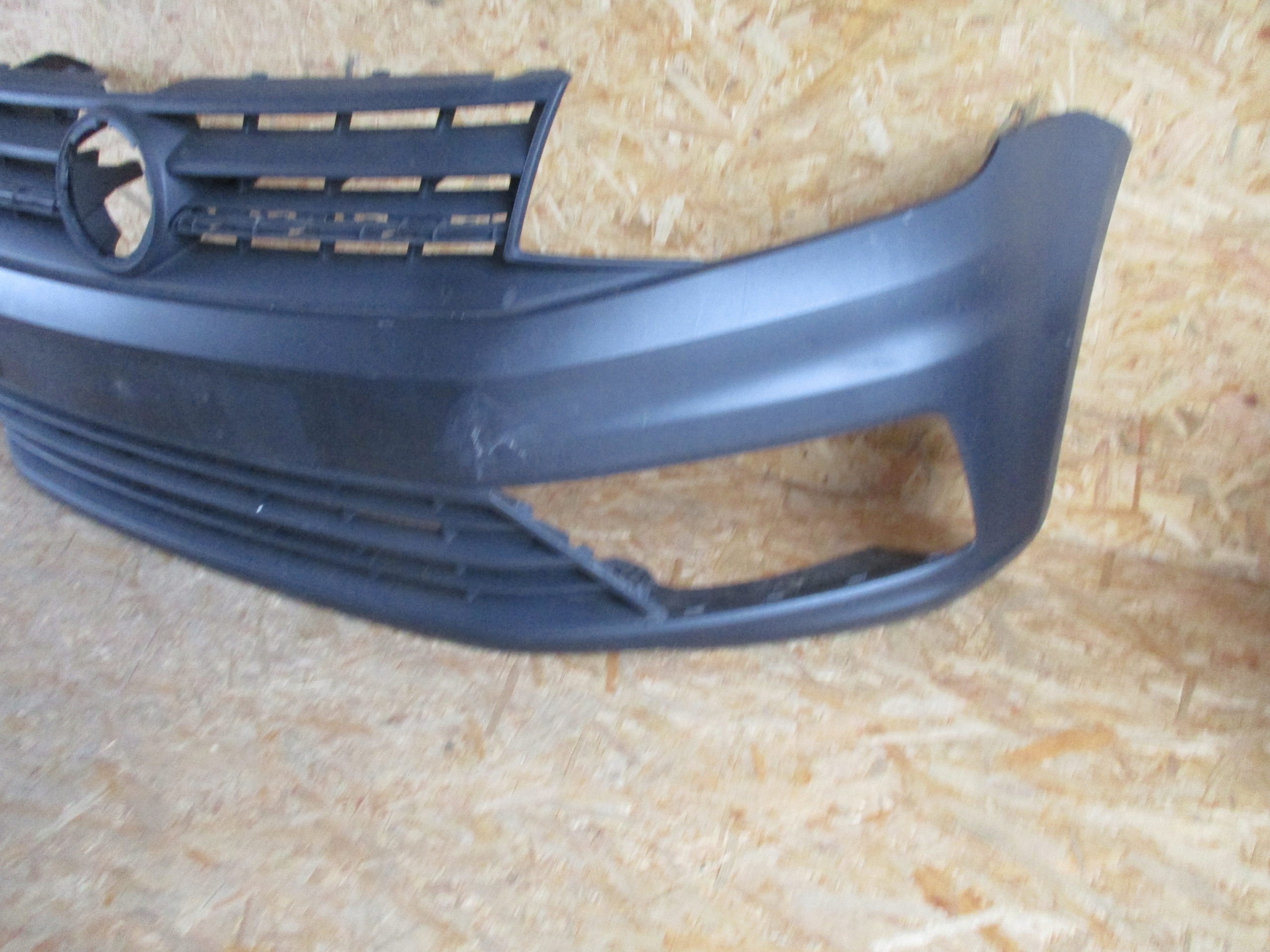 bumper front front VW CADDY 2K5 LIFT 15