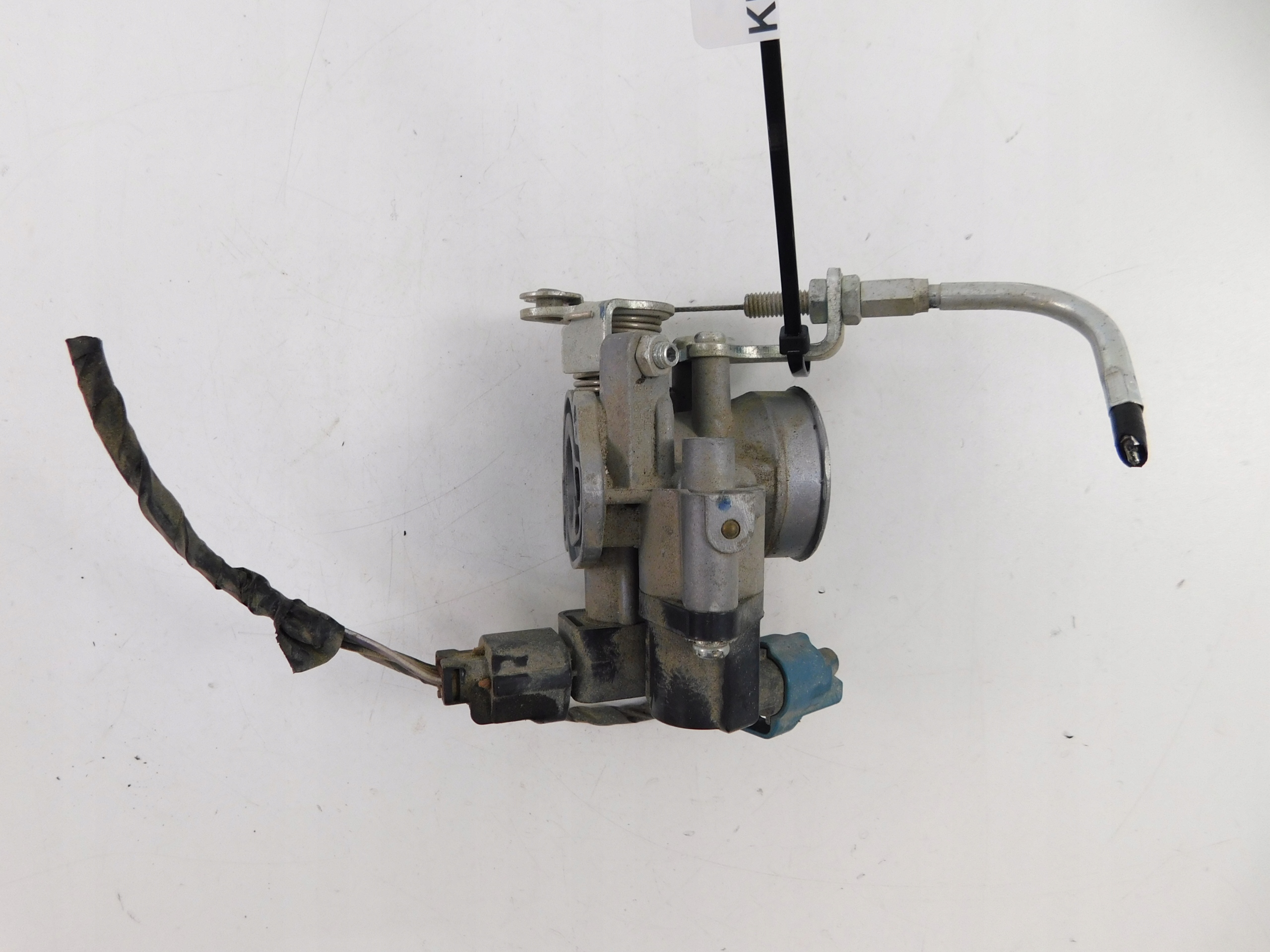 PEUGEOT KISBEE 50 4T Fi дросельна заслінка M1