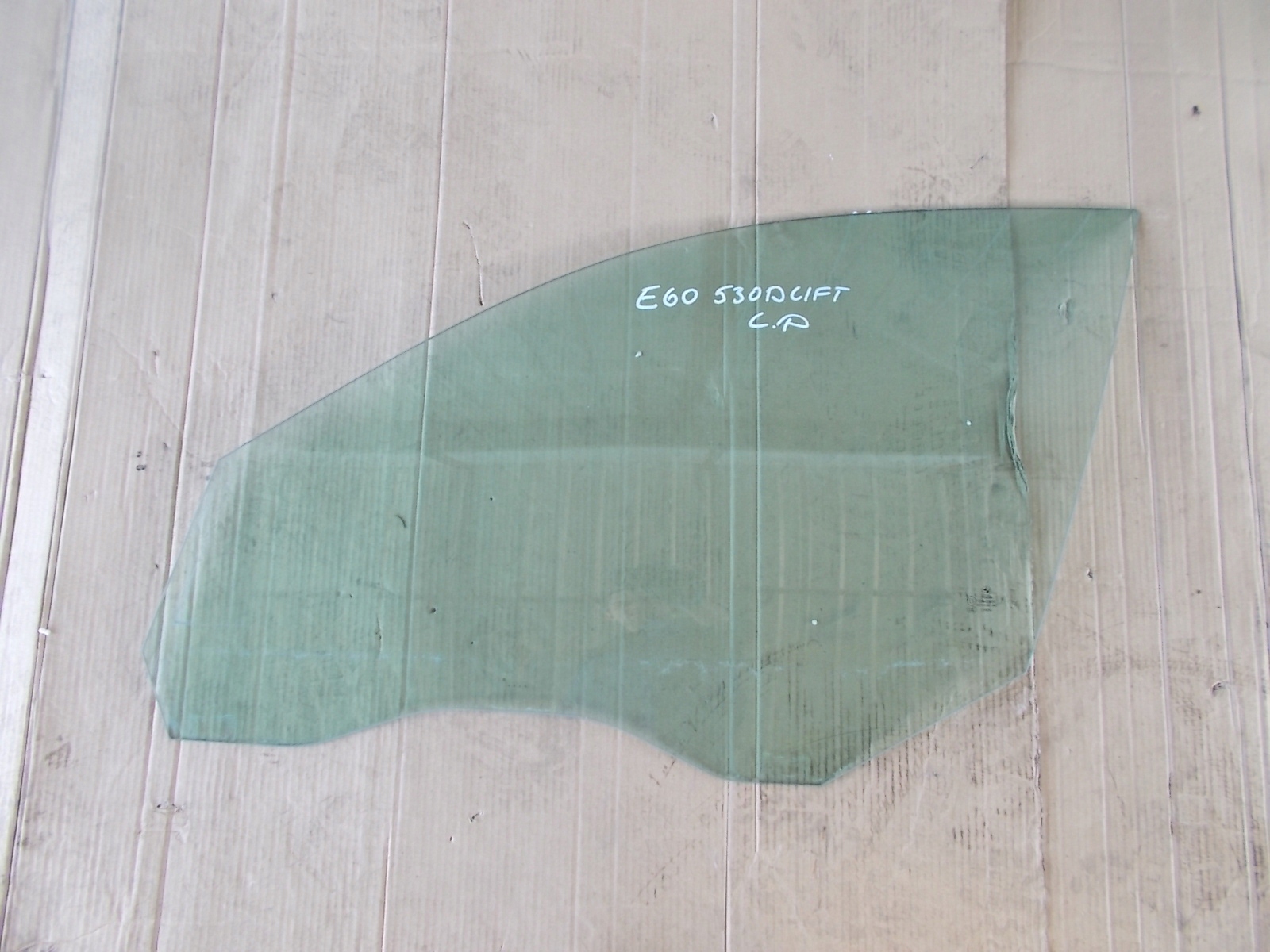 SZYBA DRZWI LEWA PRZOD BMW E60 E61 SEDAN KOMBI