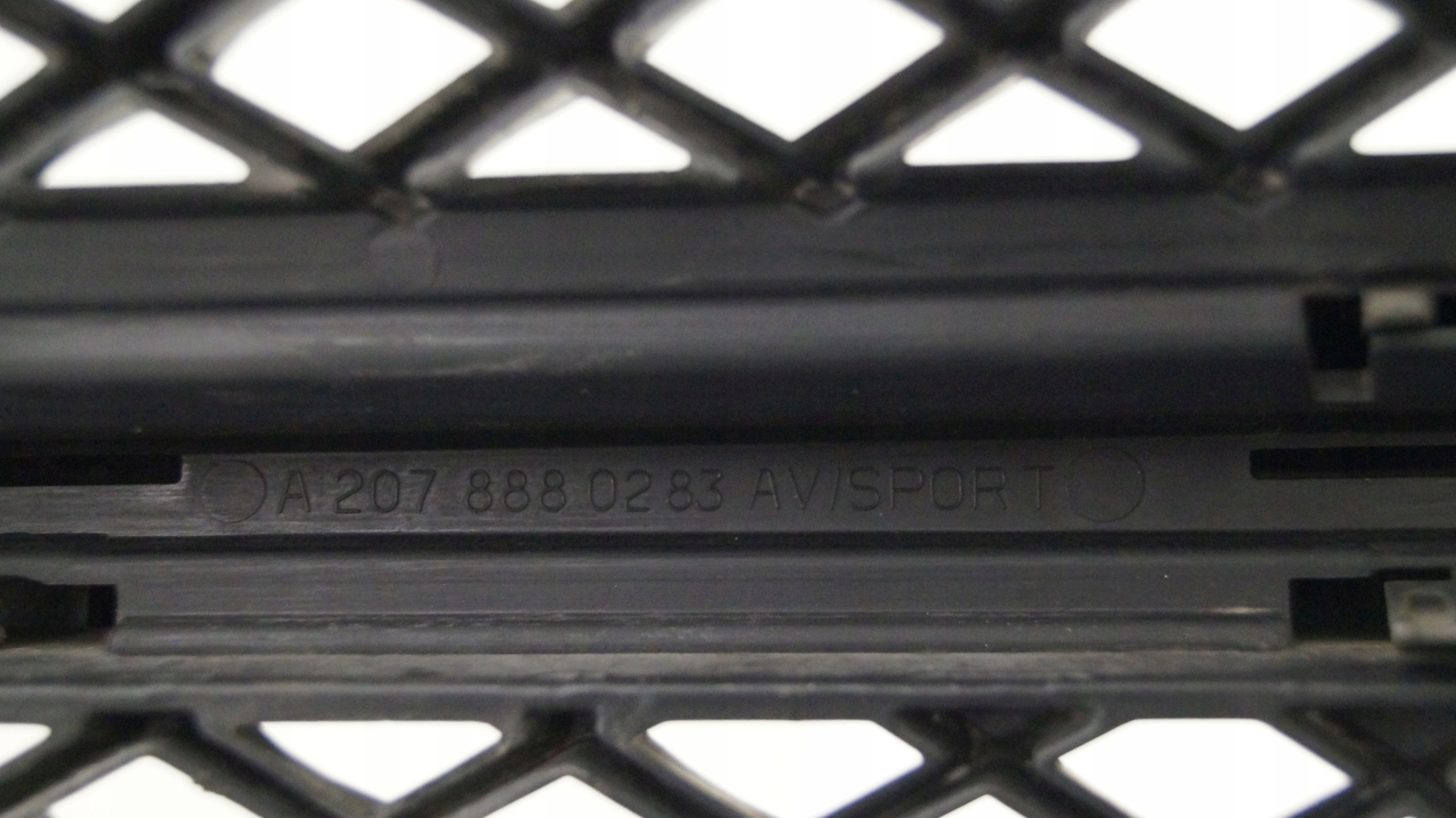 Mercedes-Benz E-Klasse W207 Kühlergrill FRONTGRILL Kühlergitter A2078880283 - Thumbnail 4