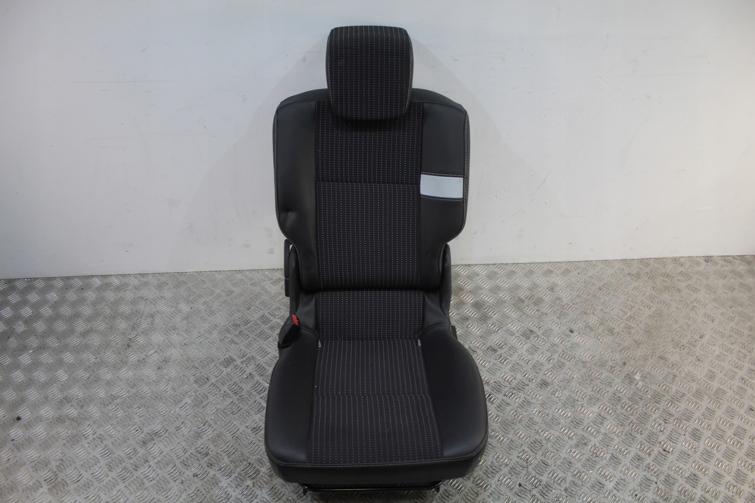 кресло левый зад GRAND SCENIC III 3