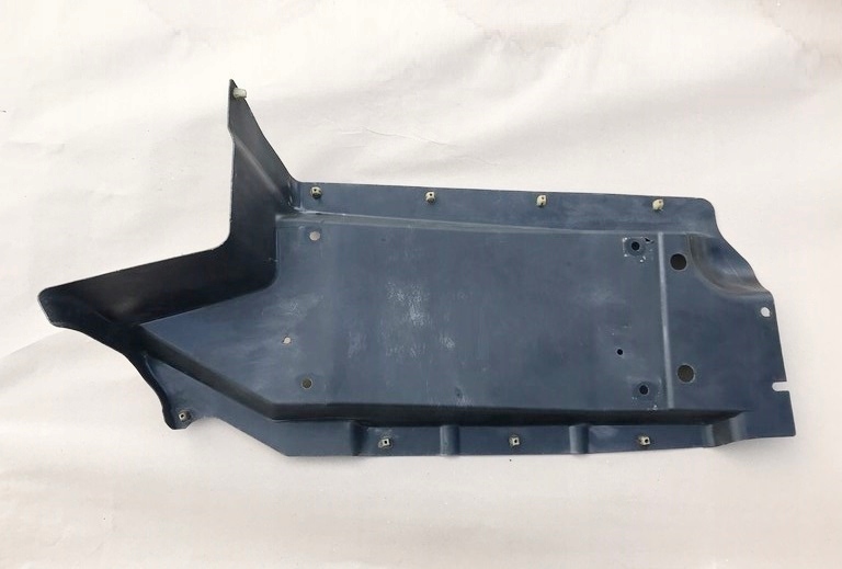 LEWA DOLNA OSŁONA PŁYTA PODWOZIA VW T5 TRANSPORTER CARAVELLE 7H0825337B