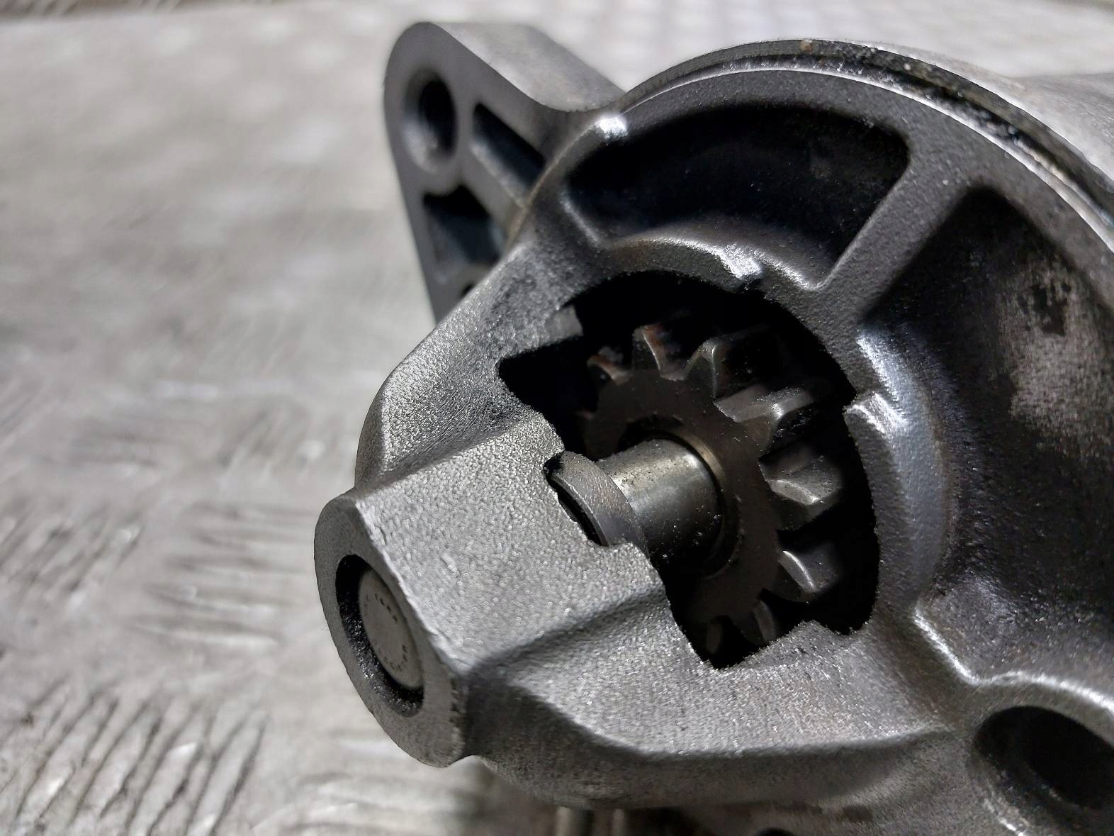 startér MAZDA 6 a M002T88671 2.0 DI