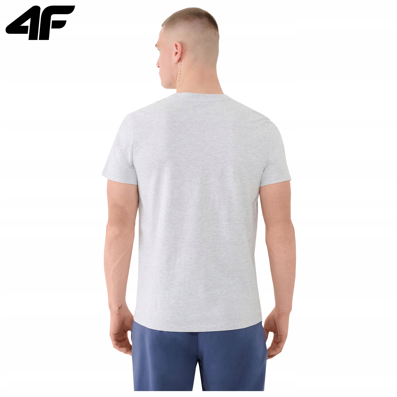 KOSZULKA MĘSKA 4F T-SHIRT BAWEŁNIANY PODKOSZULEK SPORTOWY CO DZIEŃ 2256 L Dekolt okrągły