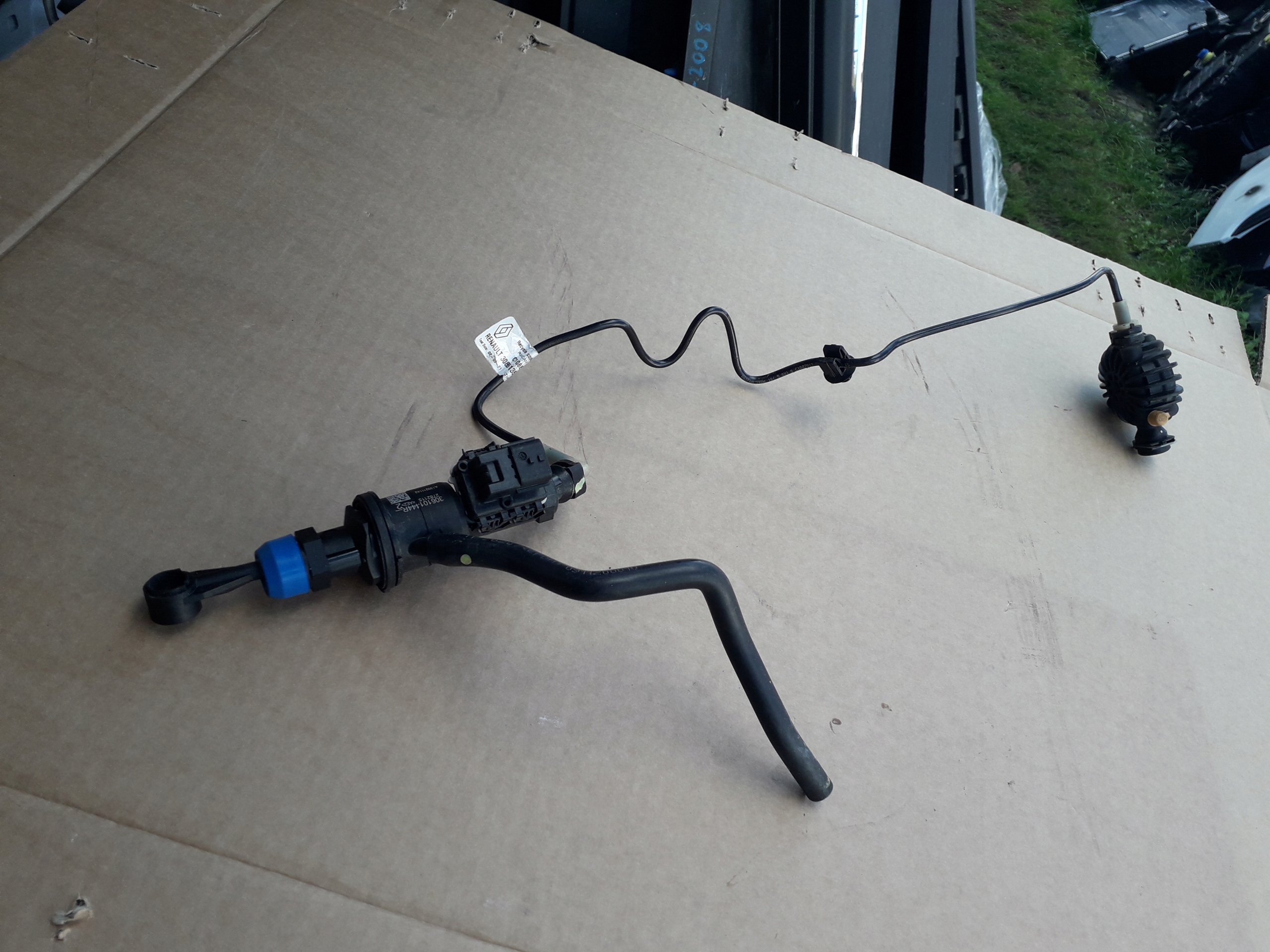 НАСОС КАБЕЛЬ СЦЕПЛЕНИЯ DACIA DUSTER II 17-