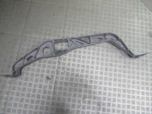 ŁAPA BELKA WSPORNIK SILNIKA AUDI 8K0199521Q