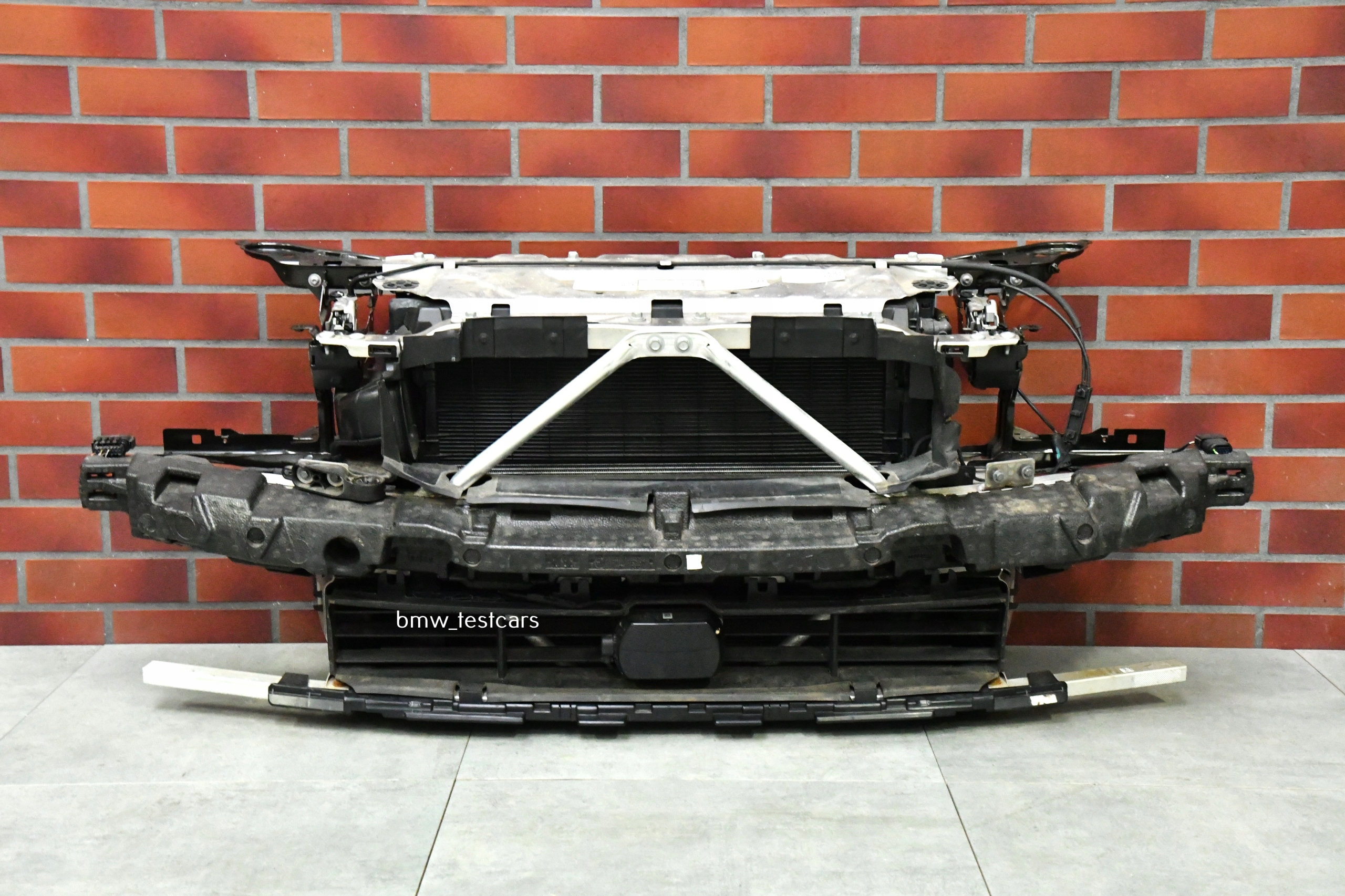 front panel, wall radiator RADAR ACC BMW 3 G20 G21 320i 330i 330iX