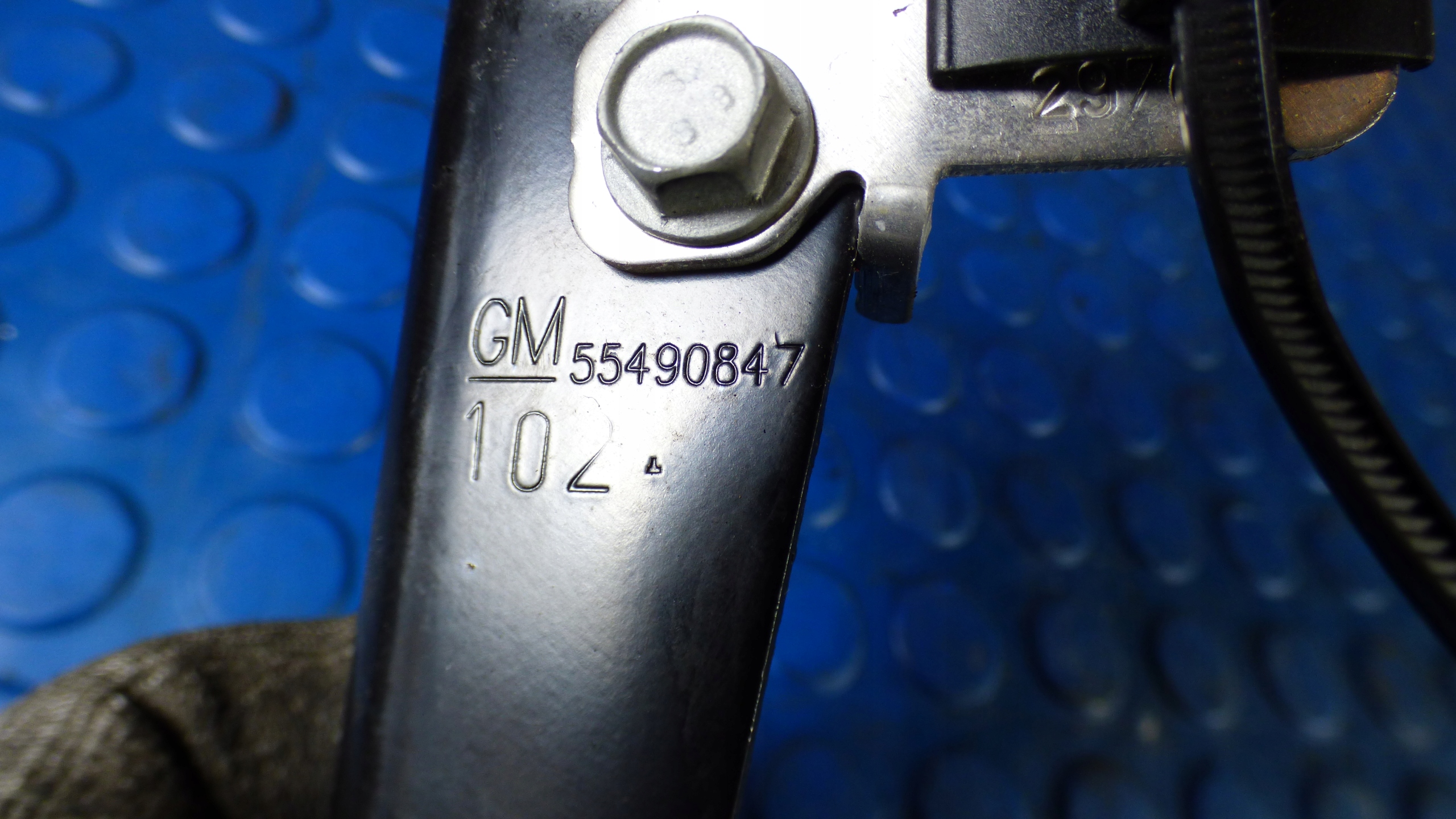 podpora sání 55490847 OPEL ASTRA K V 1.5 CDTI
