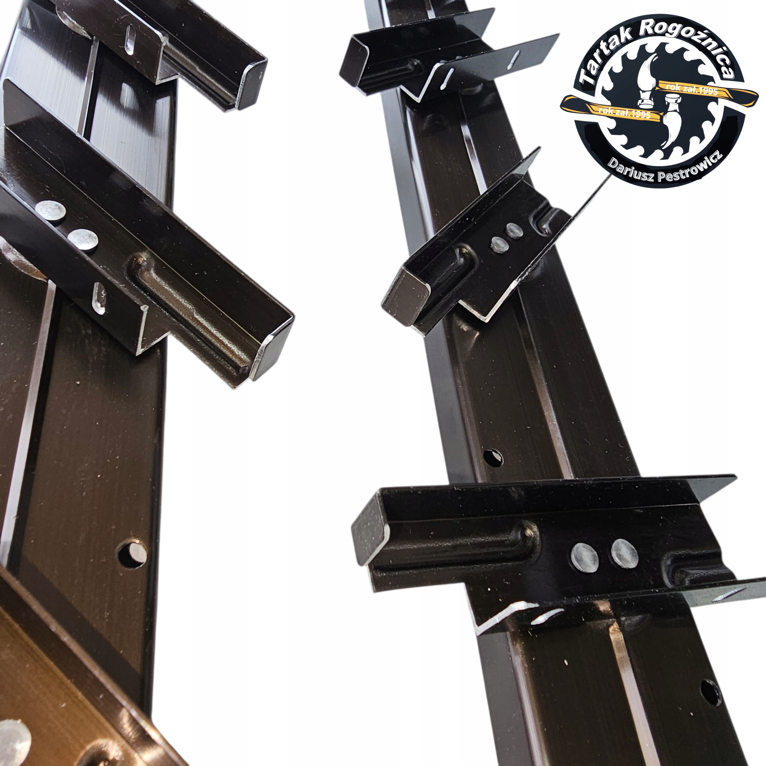 Hliníkový vodicí systém pro žaluzie 100 cm Hnědý. Pohyblivé lamely