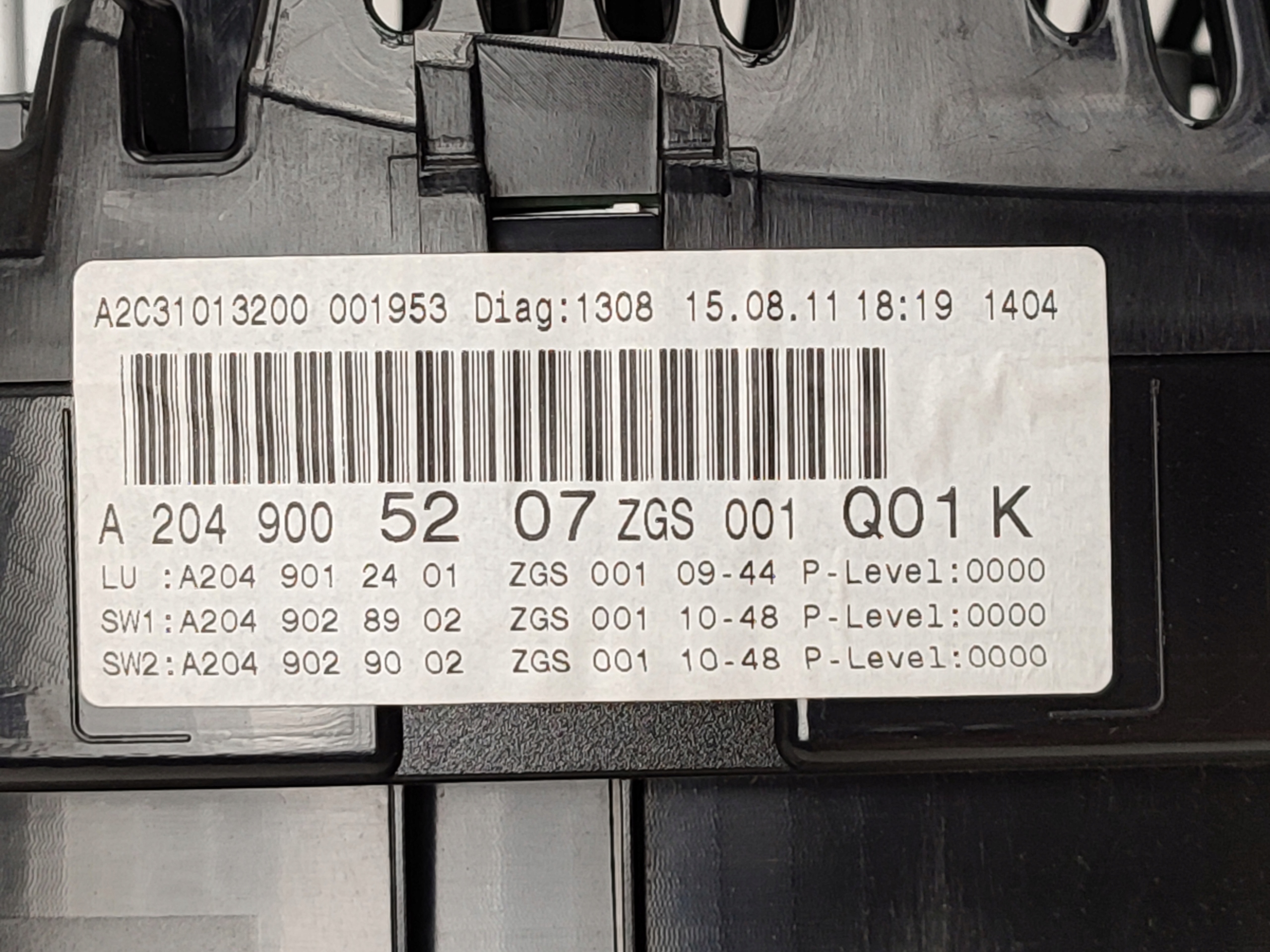 спидометр часы MERCEDES X204 2008-12 европа