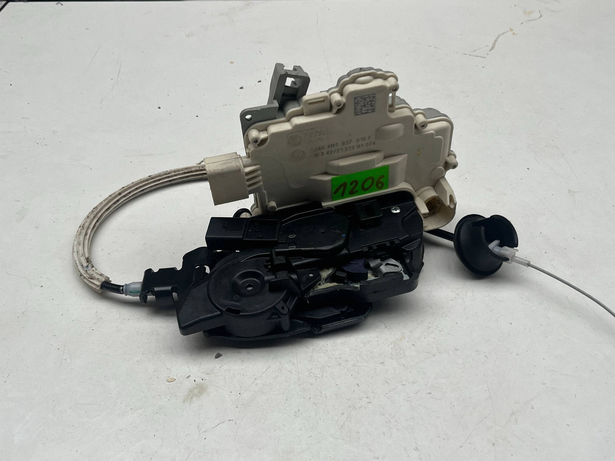 AUDI Q7 4M lock door left front DOCIAG 4M1837015F @M