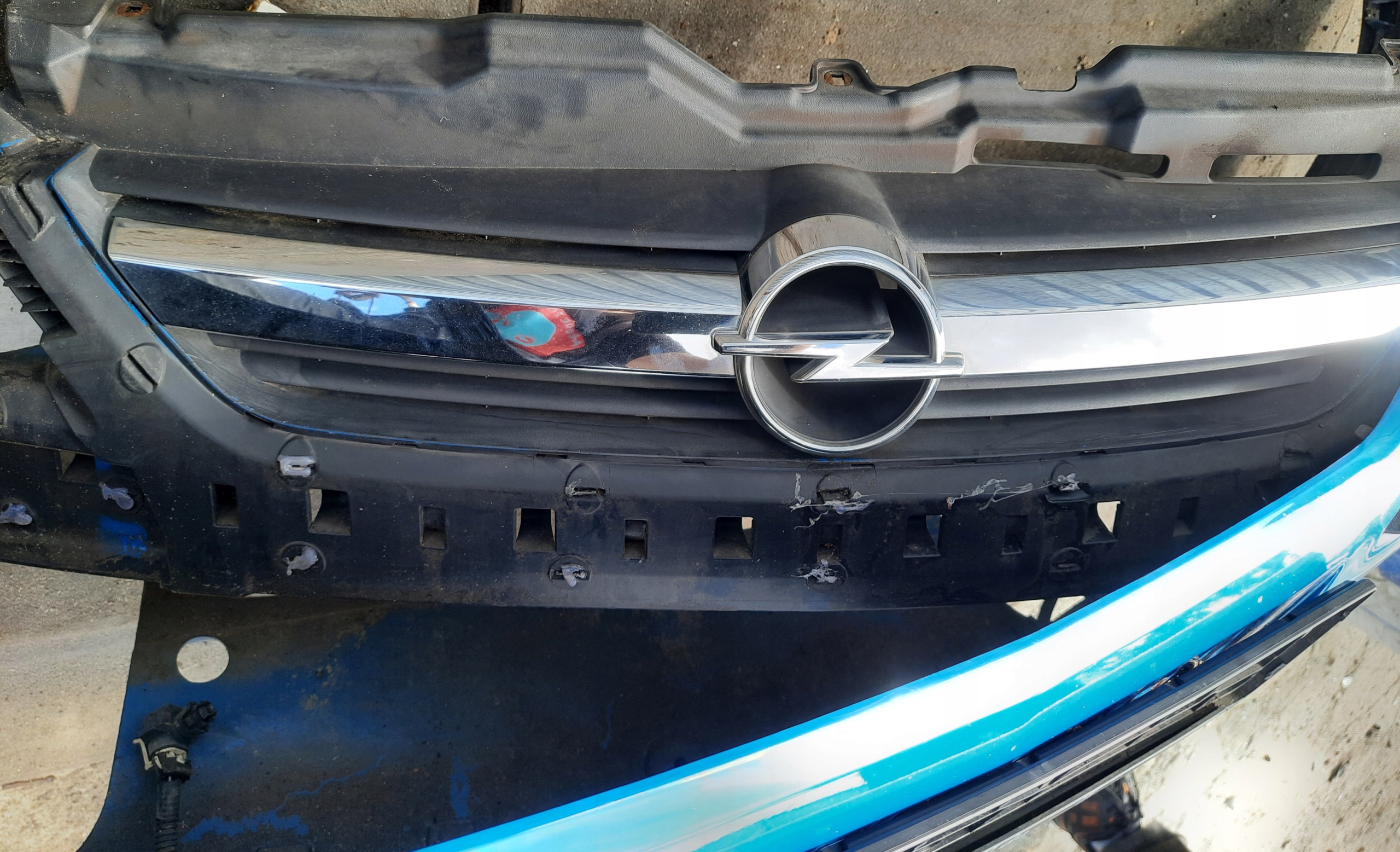 Zderzak przód Opel CORSA C kolor Z20A LIFT Jakość części (zgodnie z GVO) O - oryginał z logo producenta pojazdu (OE)