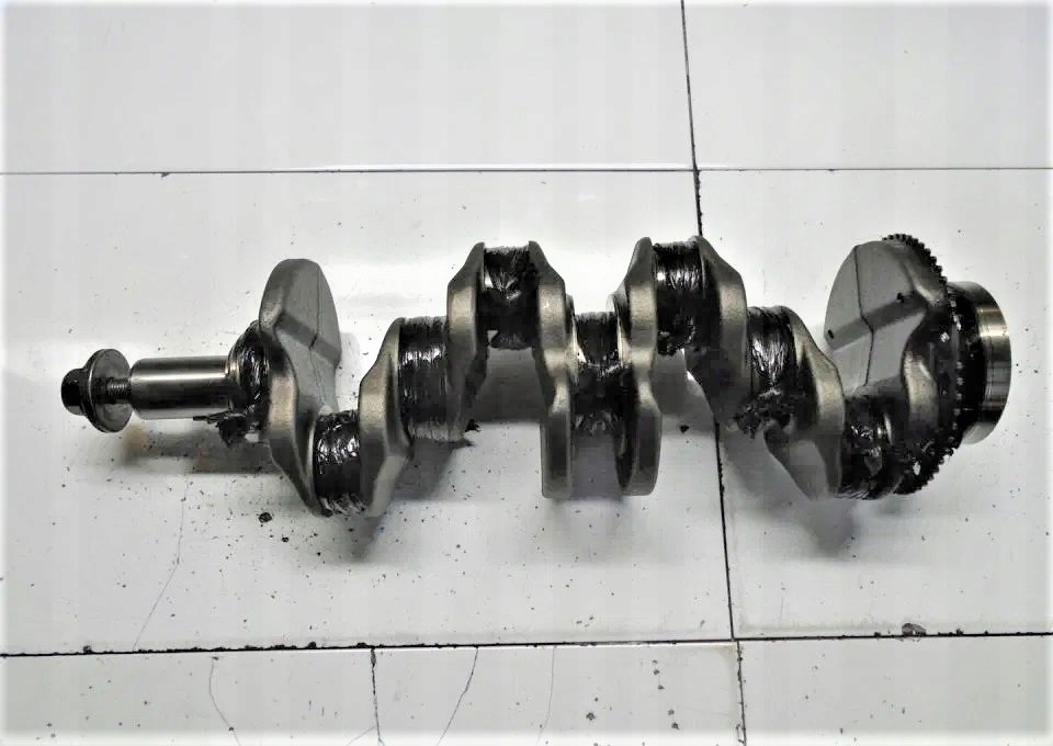 FORD TRANSIT CUSTOM 2.0TDCI WAŁ KORBOWY PANEWKI