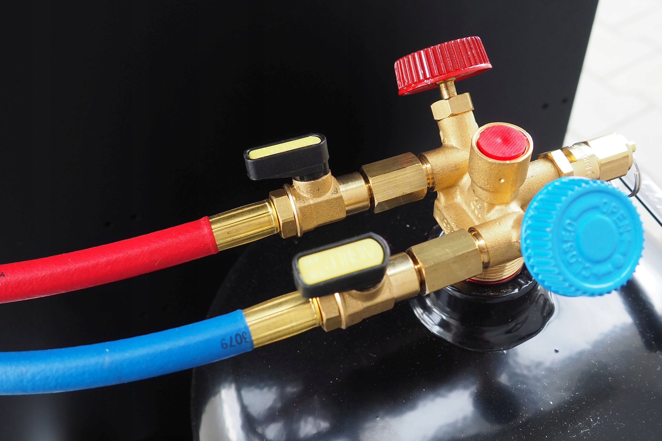 Stacja klimatyzacji ECOTECHNICS ECK VA 500 1234yf Additional Features Printer