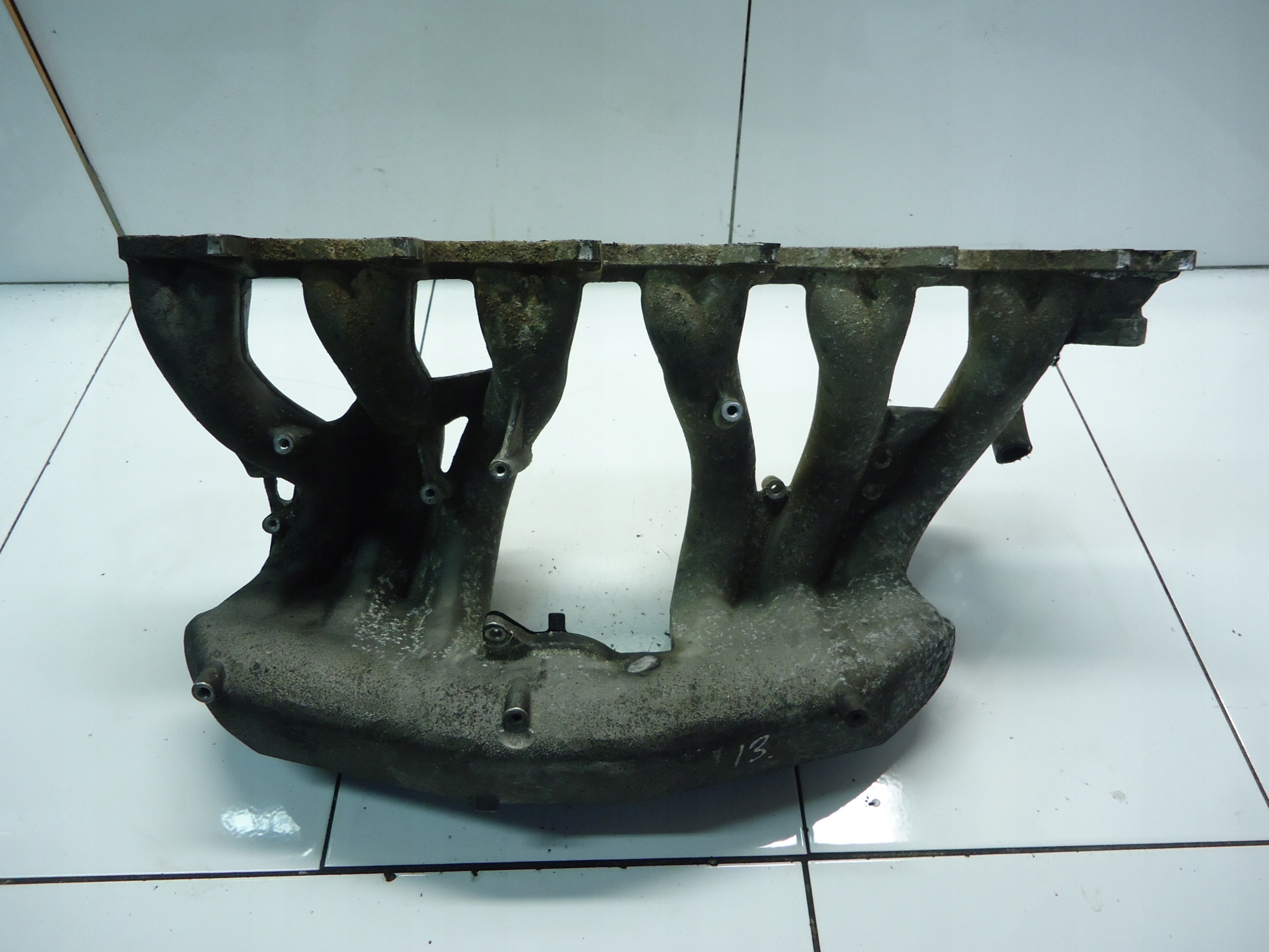 MERCEDES E W211 3.2CDI 613 intake manifold A6130900737