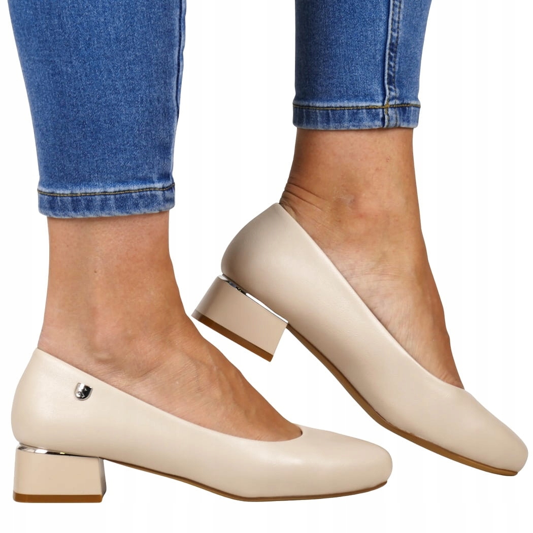 iButy Czółenka Na Niskim Obcasie Buty Damskie Wsuwane Cieliste