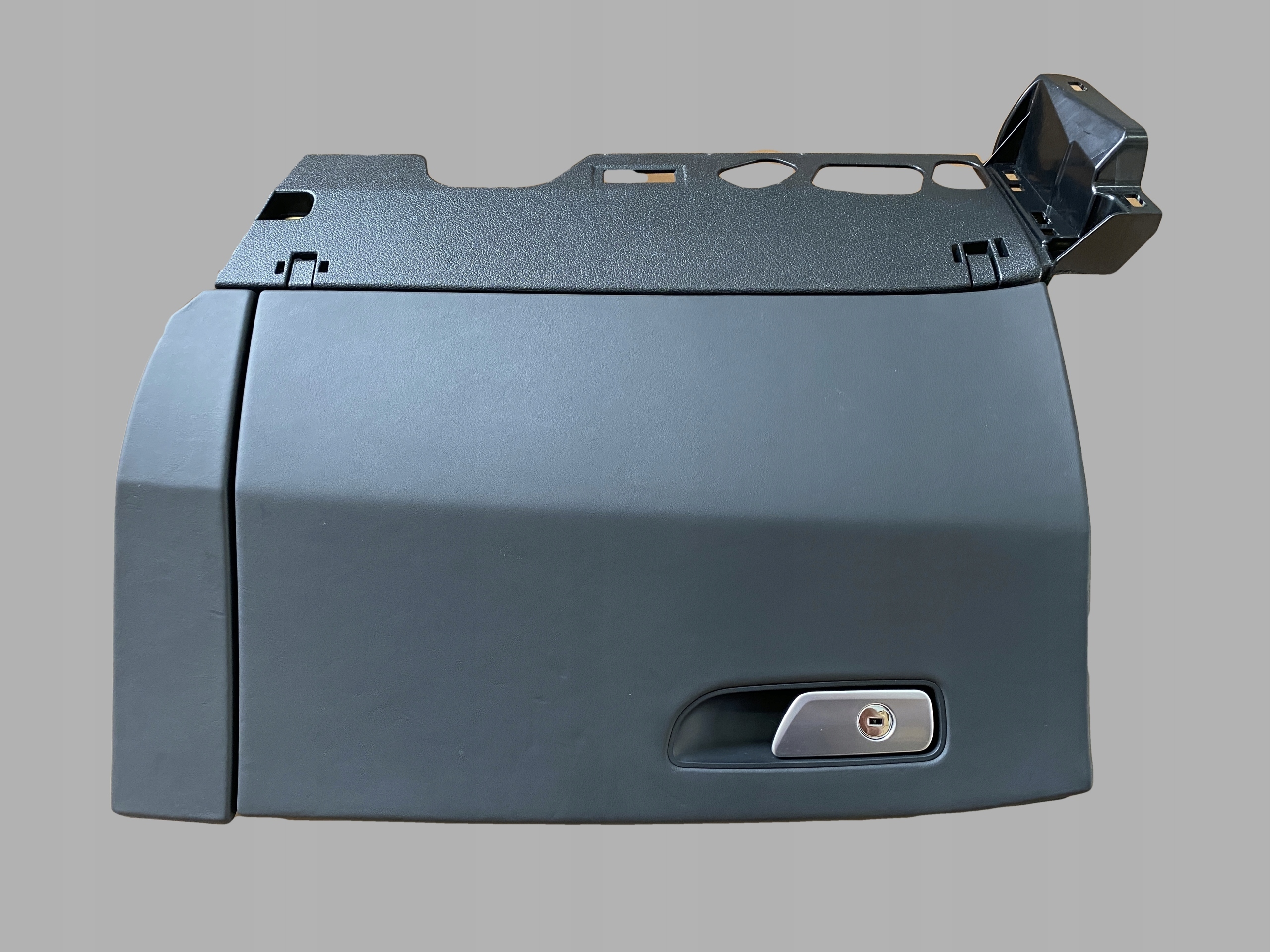 Audi Q7 4M пассажирский отсек 4M1857035A