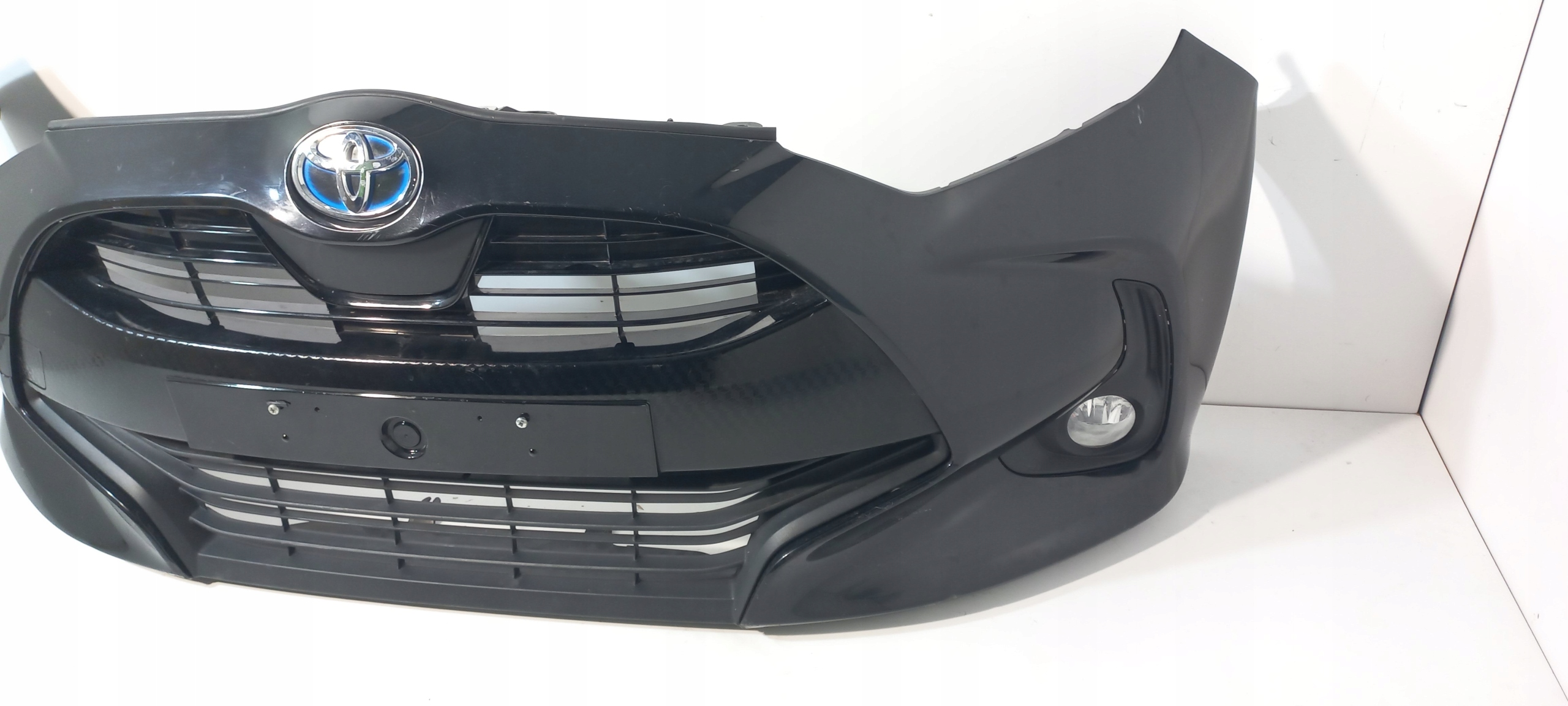 Toyota Yaris IV front bumper complete 209 (ZD28)