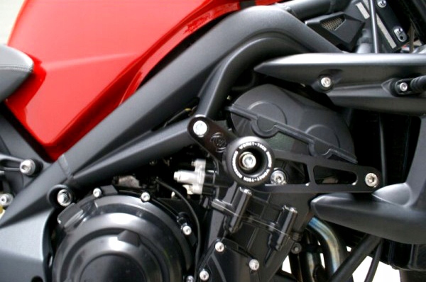 CRASH PADY TRIUMPH STREET TRIPLE 675 07 WOMET TECH Producer Womet tech