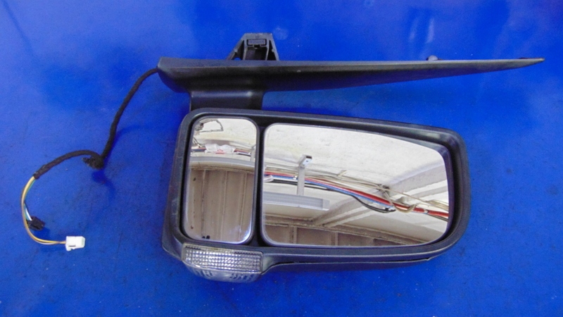 mirror right EUROPA 7 PIN MERCEDES SPRINTER A910 A907 18-25R