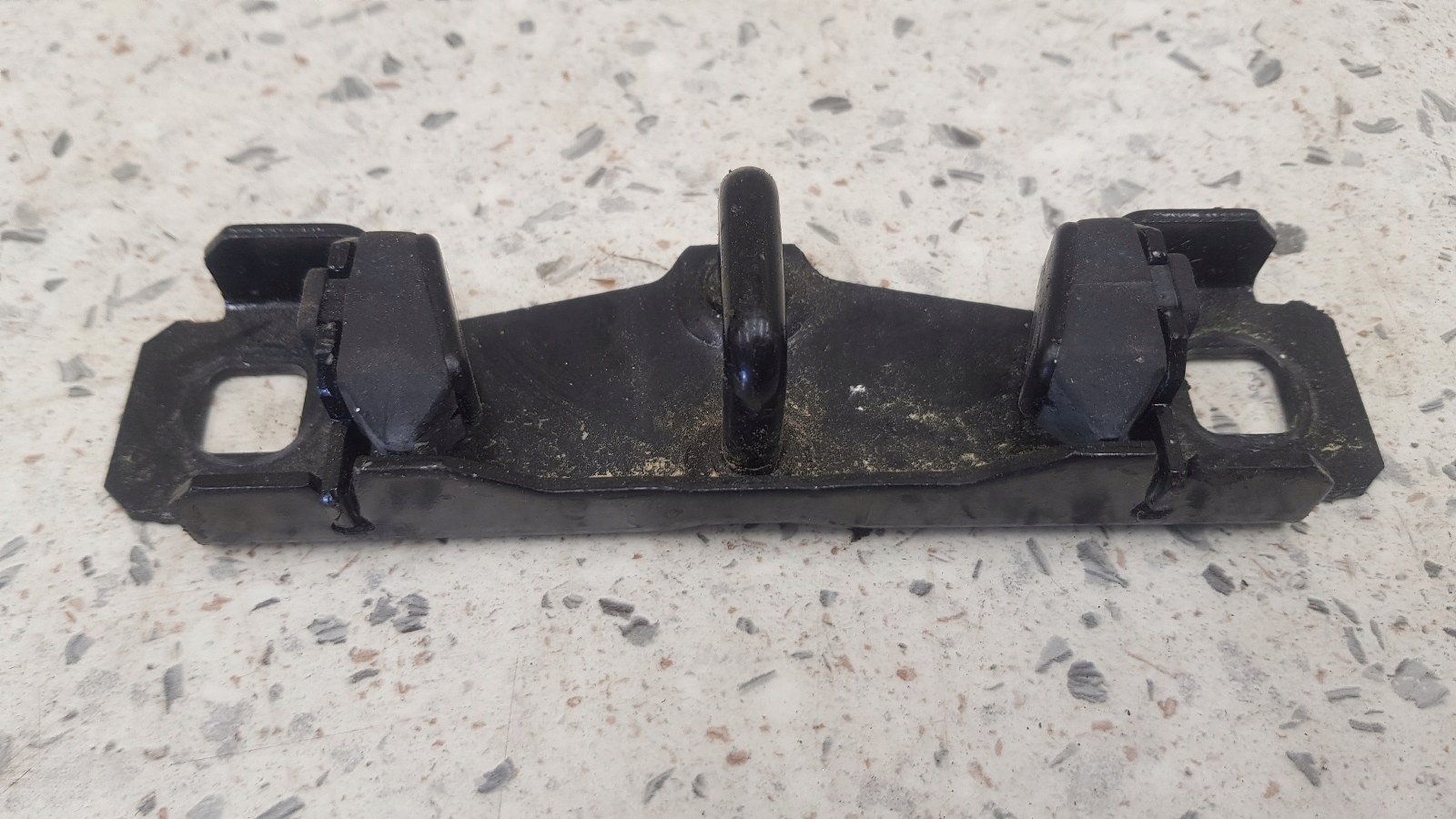 RYGIEL ZAMKA KLAPY TYŁ JAGUAR XJ X351 3M51R404B12