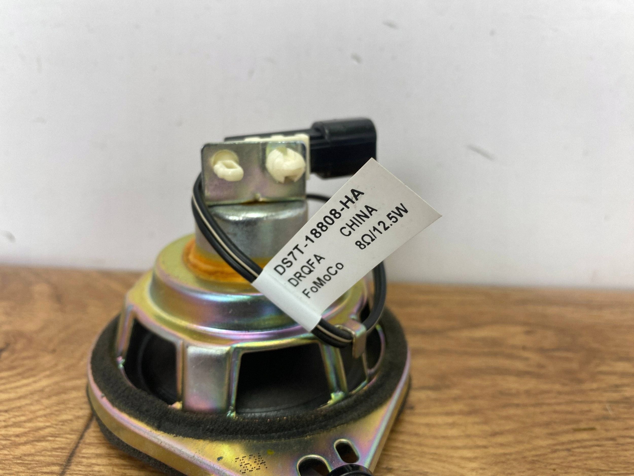 speaker centralny Ford F150 2015+