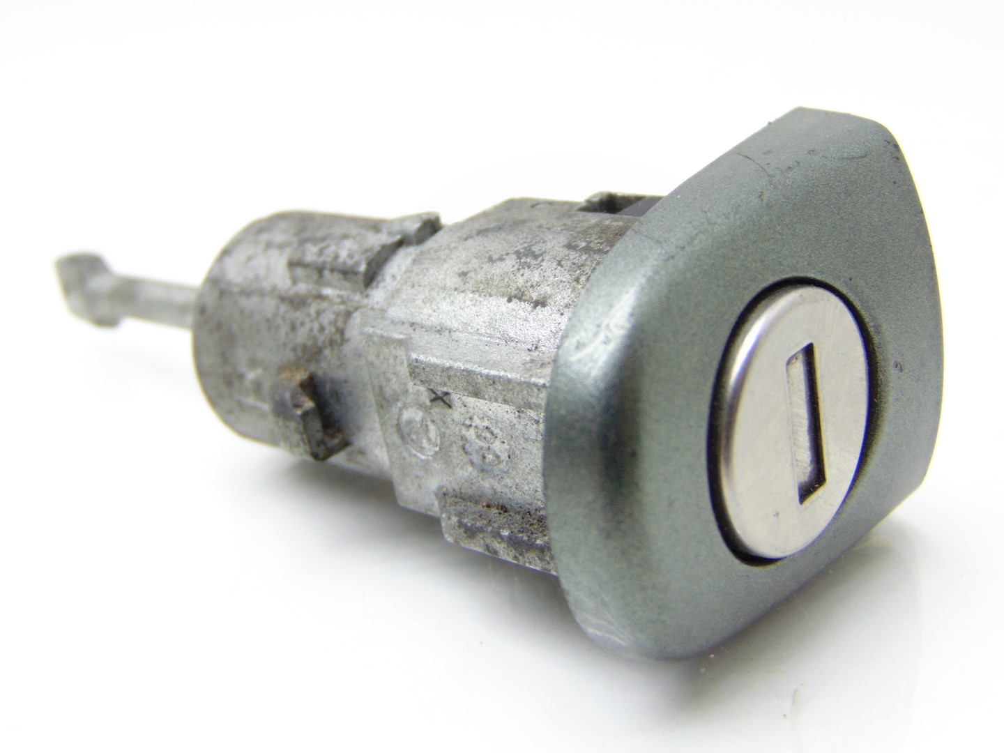 WKŁADKA ZAMKA DRZWI PRZÓD PRZEDNICH SUPERB I