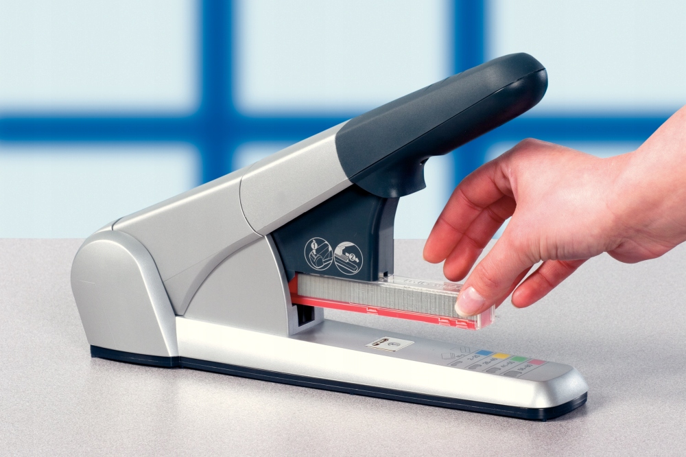 Zszywacz kasetowy Leitz 5551 do 80 kartek srebrny Typ zszywacz