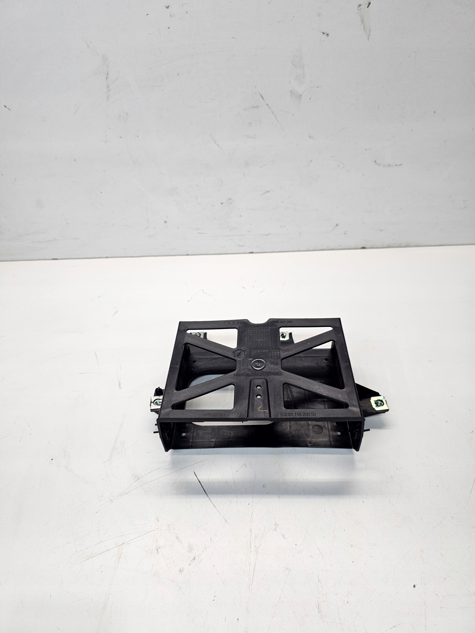 bracket holder STEROWNIKA AUDI A4 B9 A5 8W 8W1857290